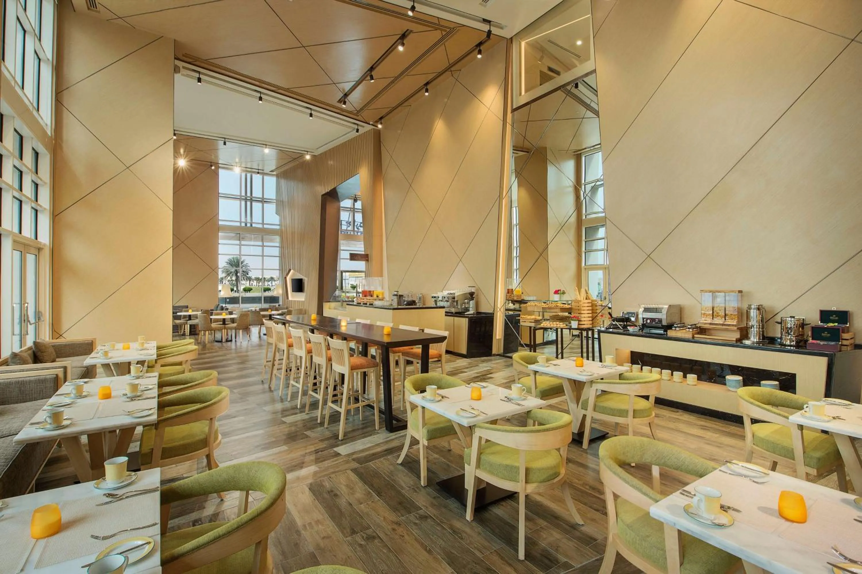 Restaurant/places to eat in Hilton Garden Inn Al Khobar