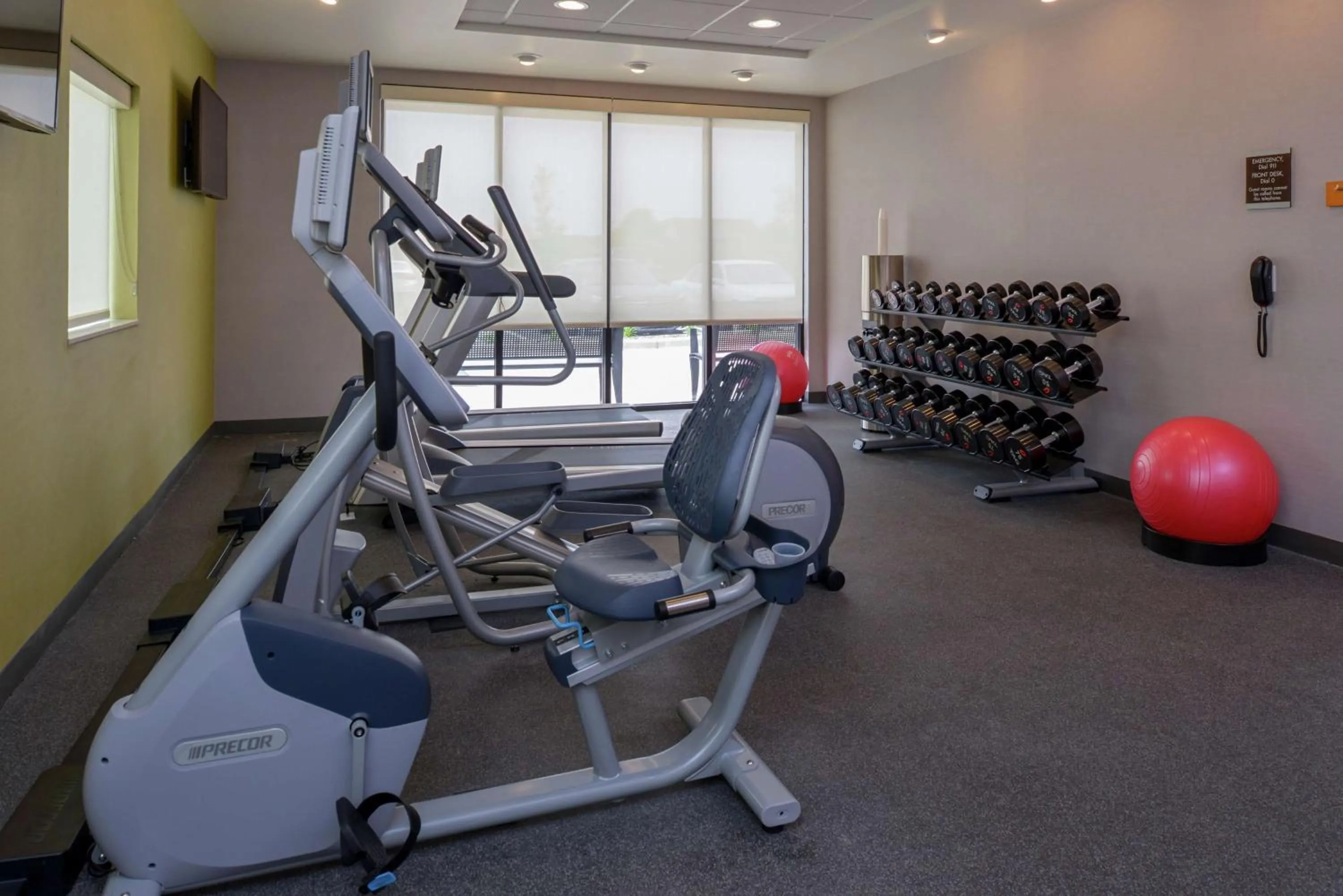 Fitness centre/facilities in Home2 Suites By Hilton Merrillville