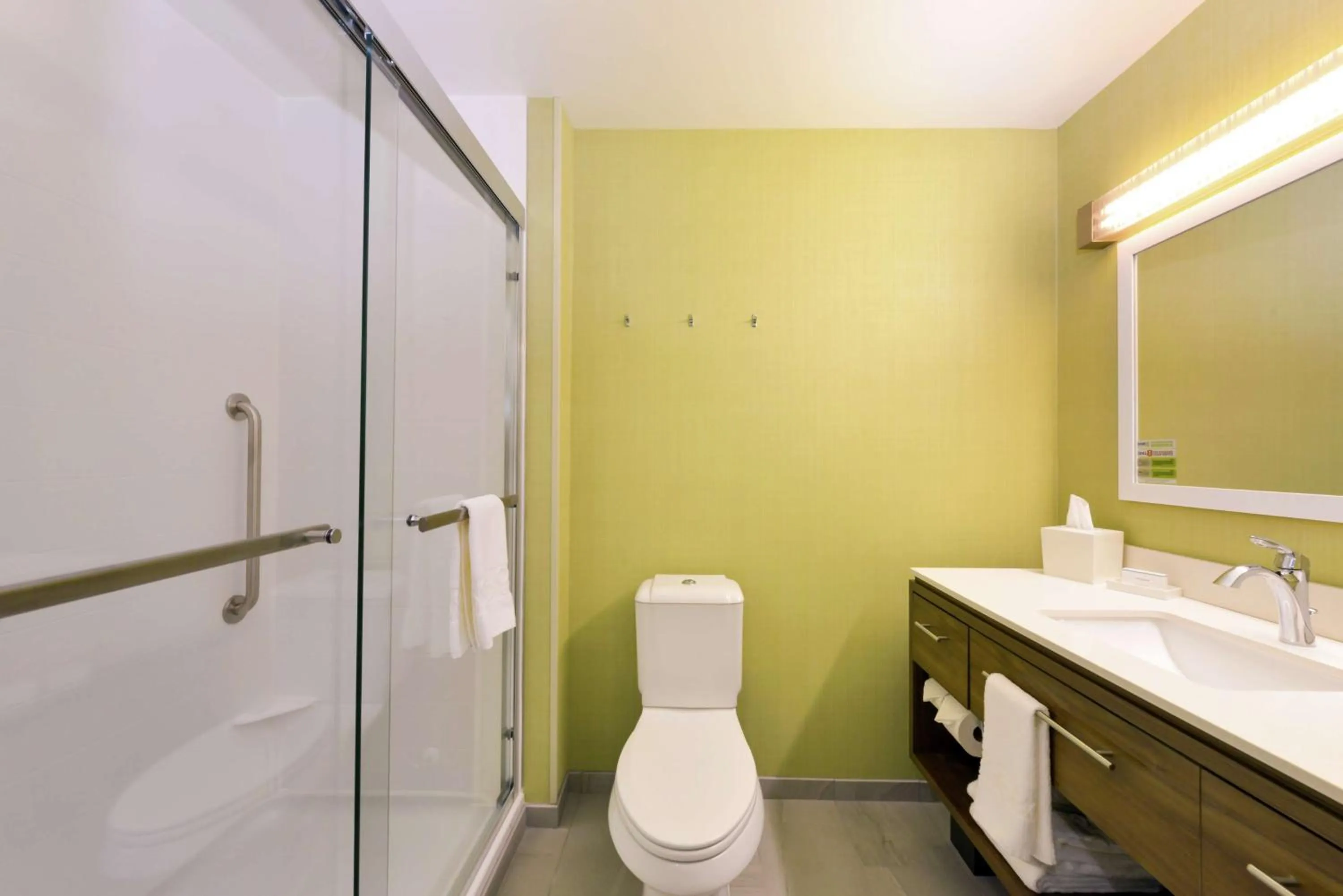 Bathroom in Home2 Suites By Hilton Merrillville