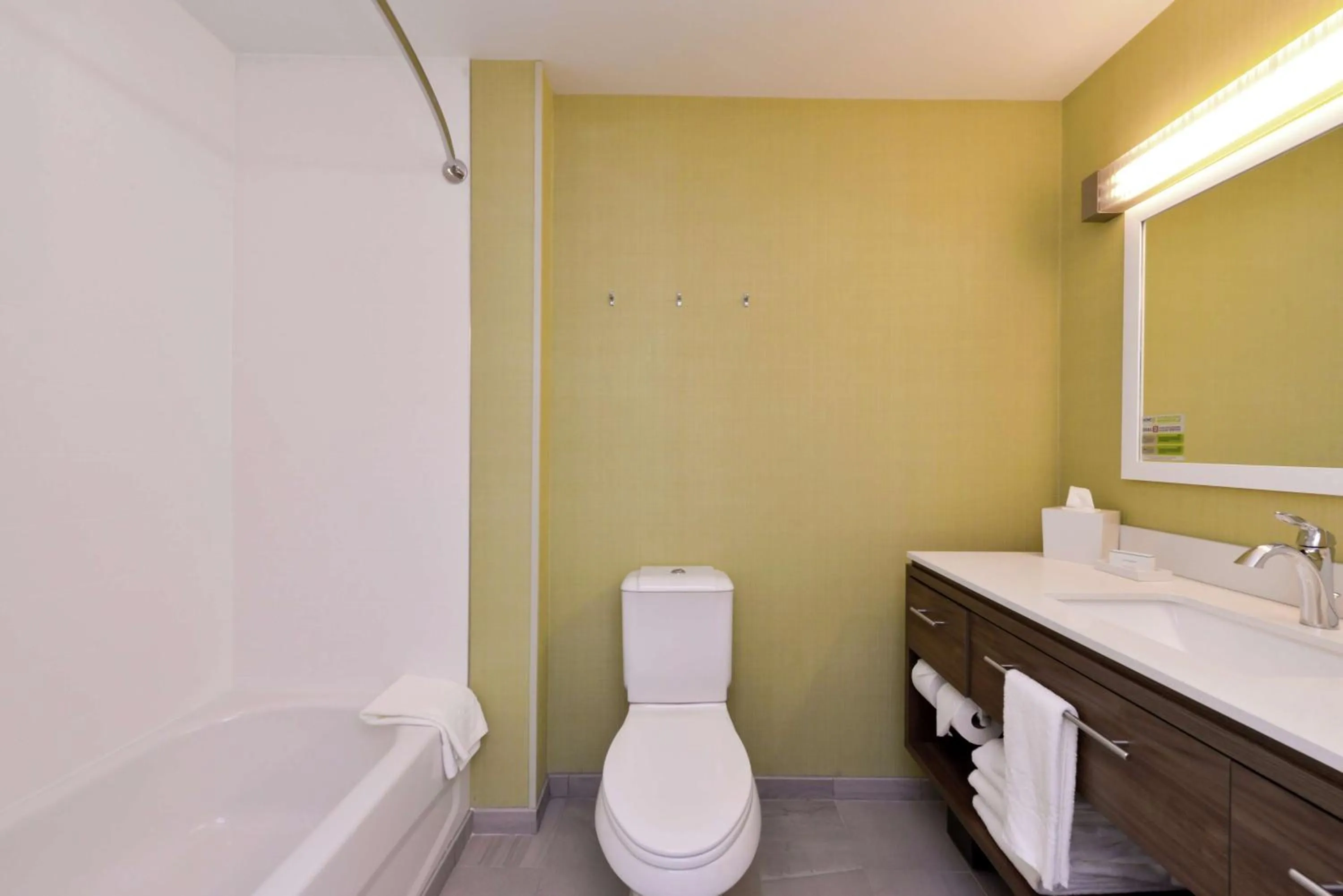 Bathroom in Home2 Suites By Hilton Merrillville