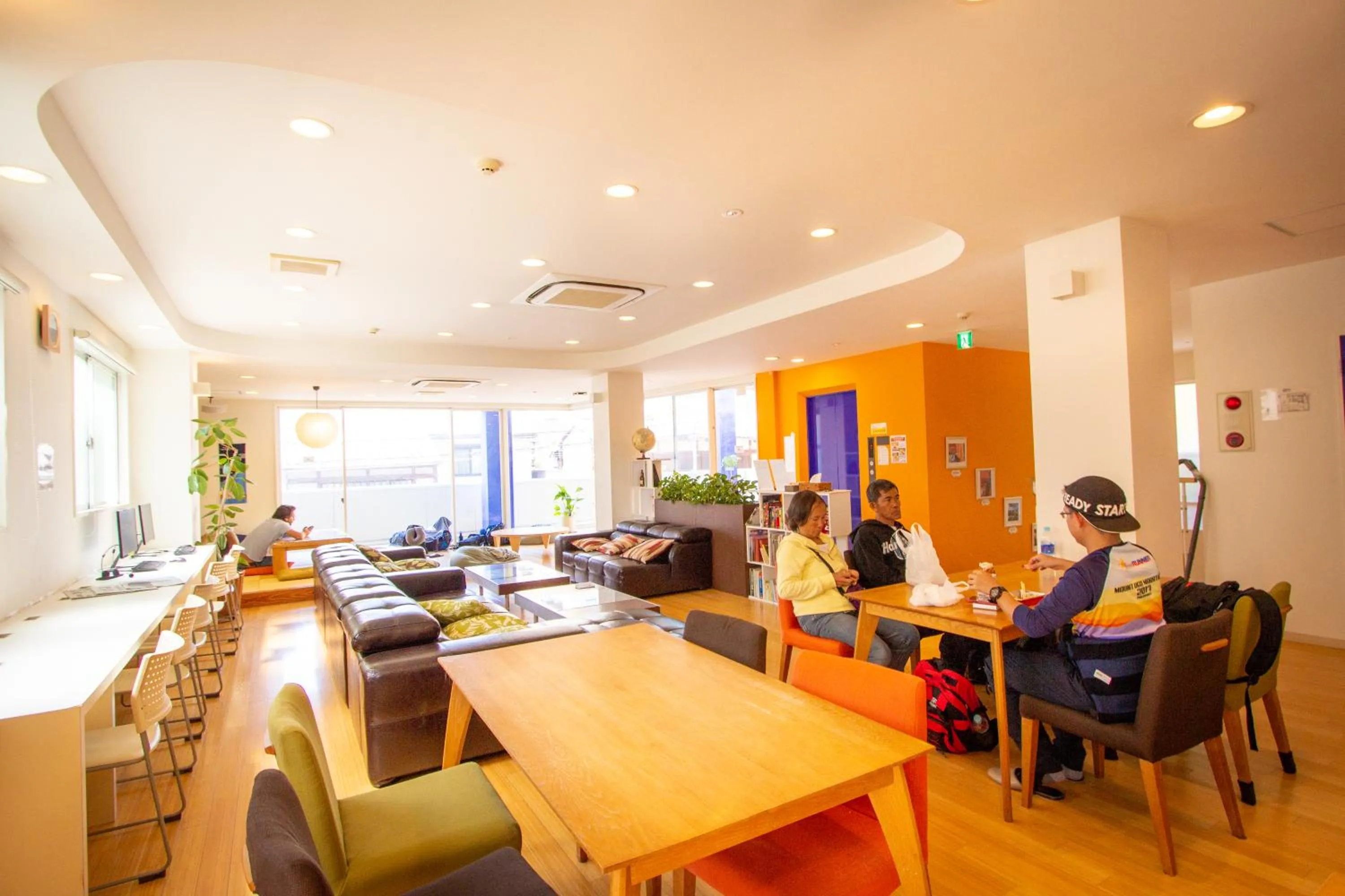 Communal lounge/ TV room in K's House Kyoto -Travelers Hostel