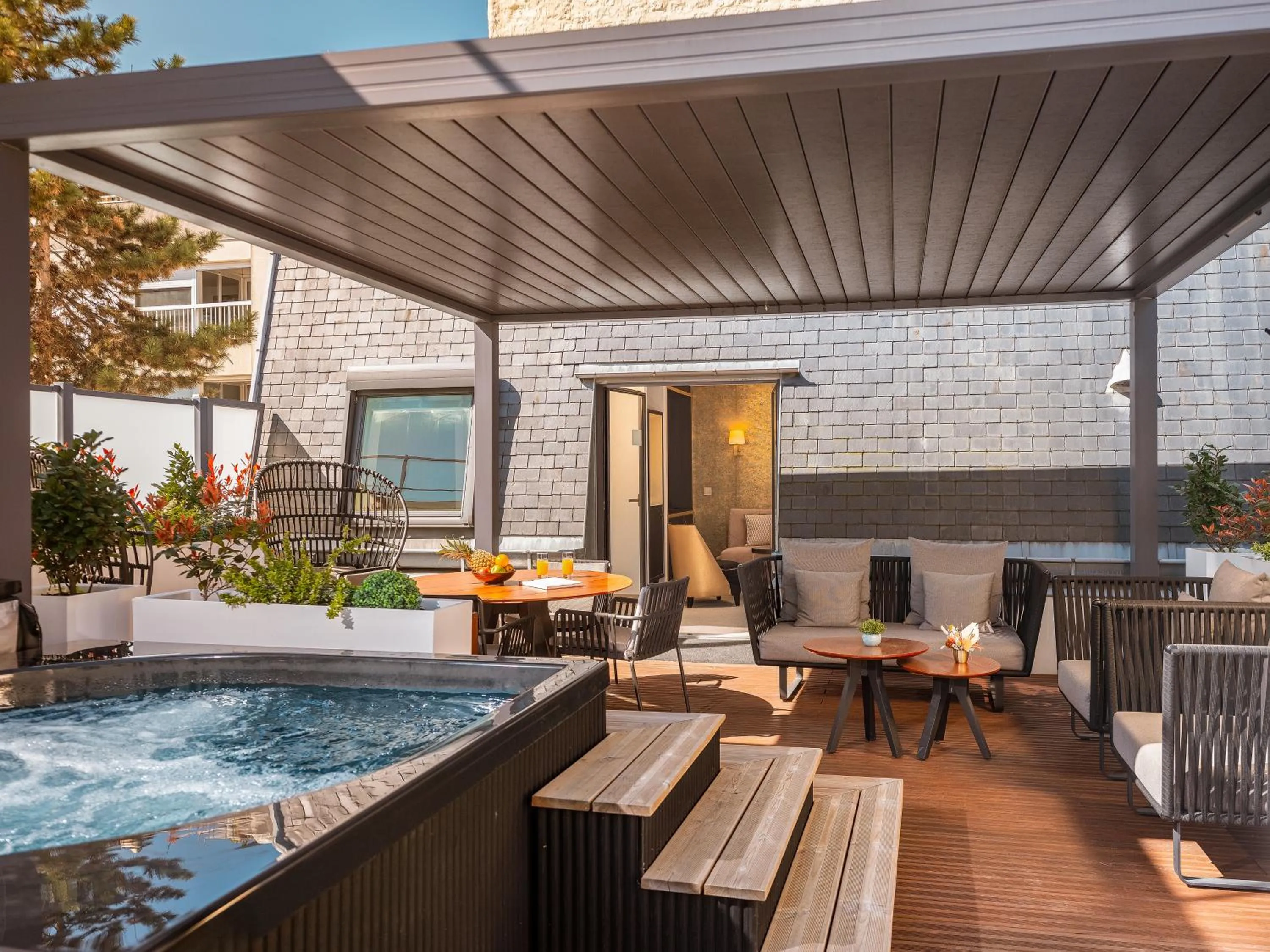 Patio in Niepce Paris, Curio Collection By Hilton