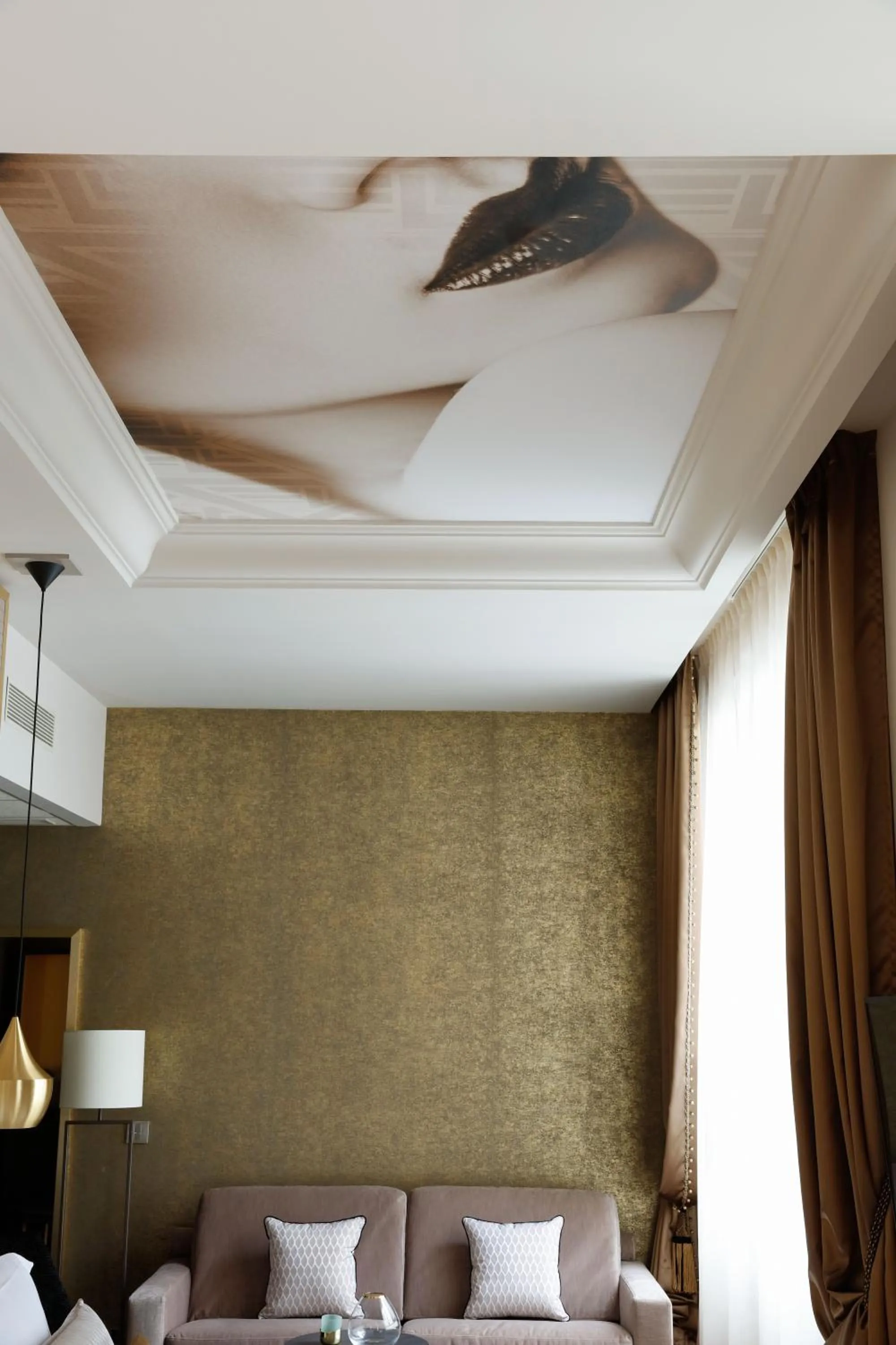 Niepce Paris, Curio Collection By Hilton