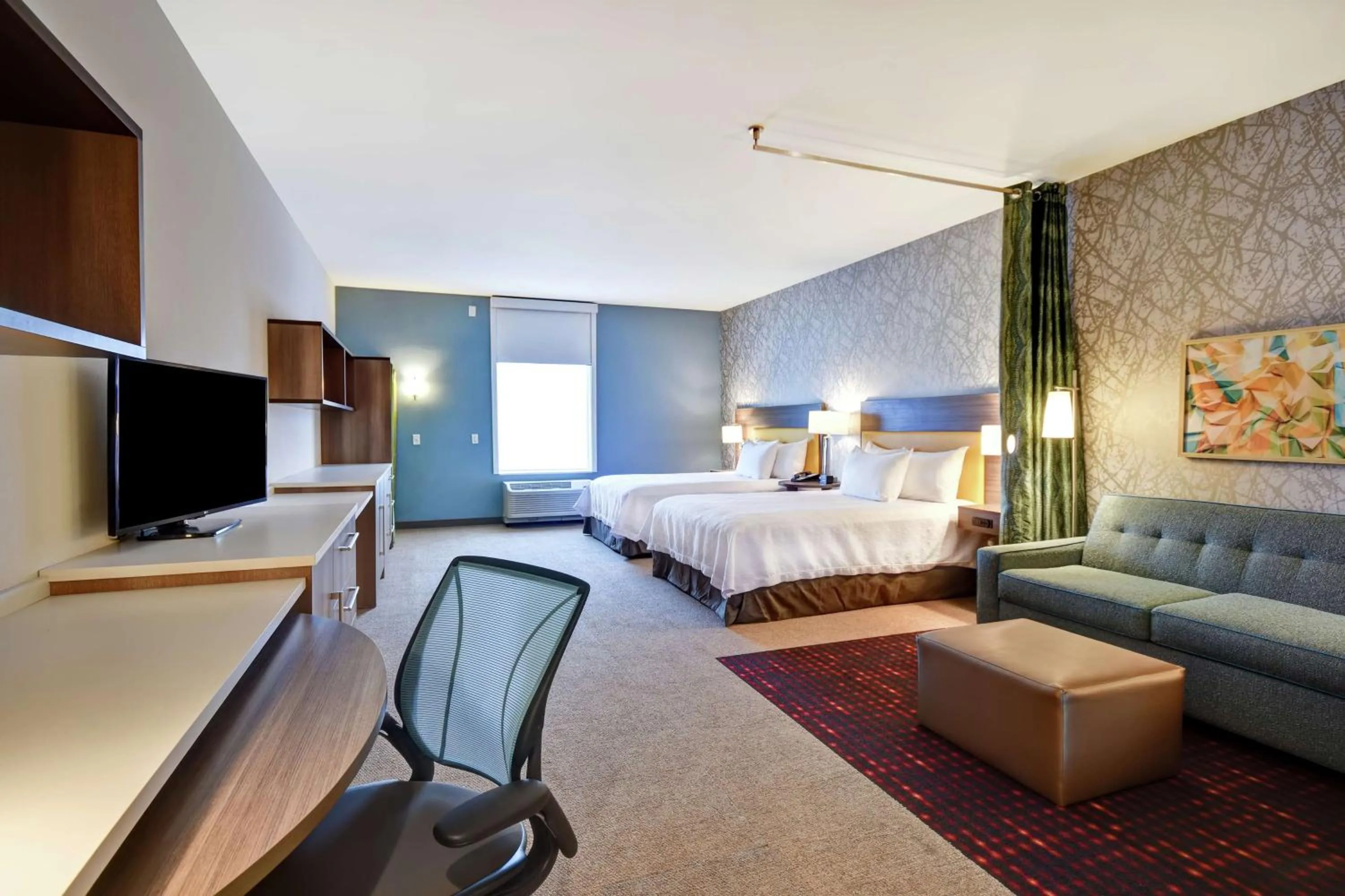 Bedroom, Bed in Home2 Suites by Hilton Springfield North