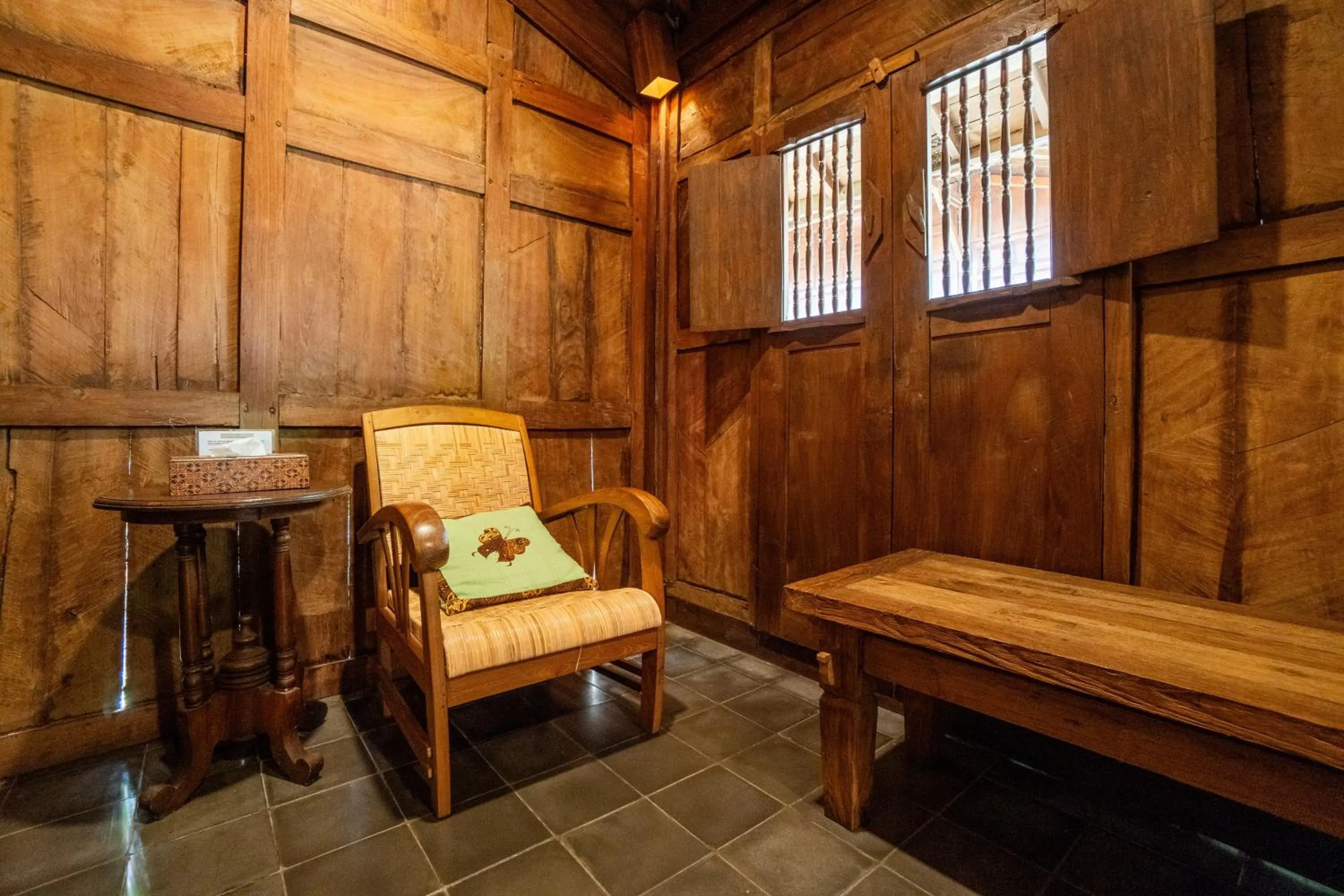 Tembi - Historical Home