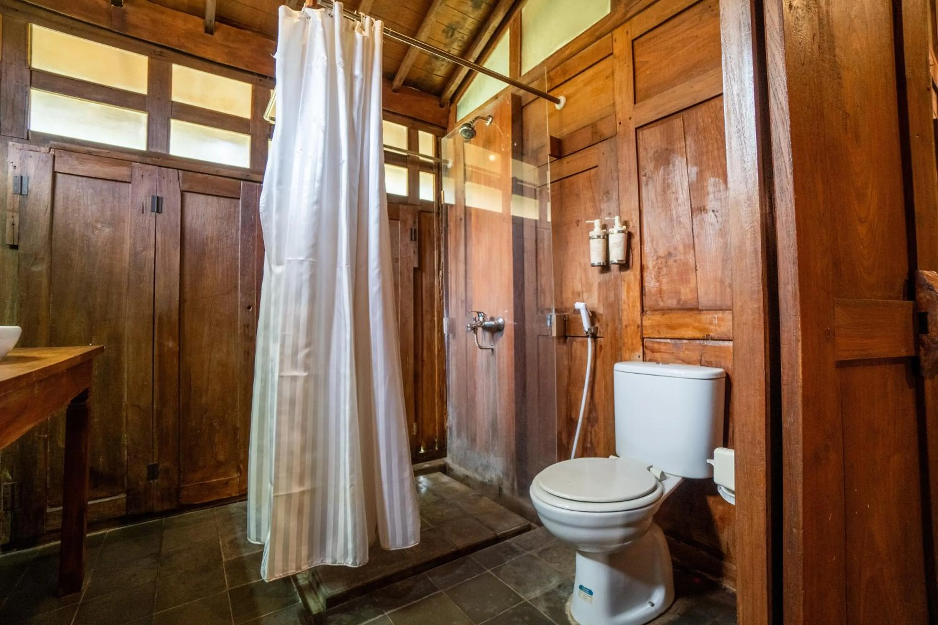 Tembi - Historical Home