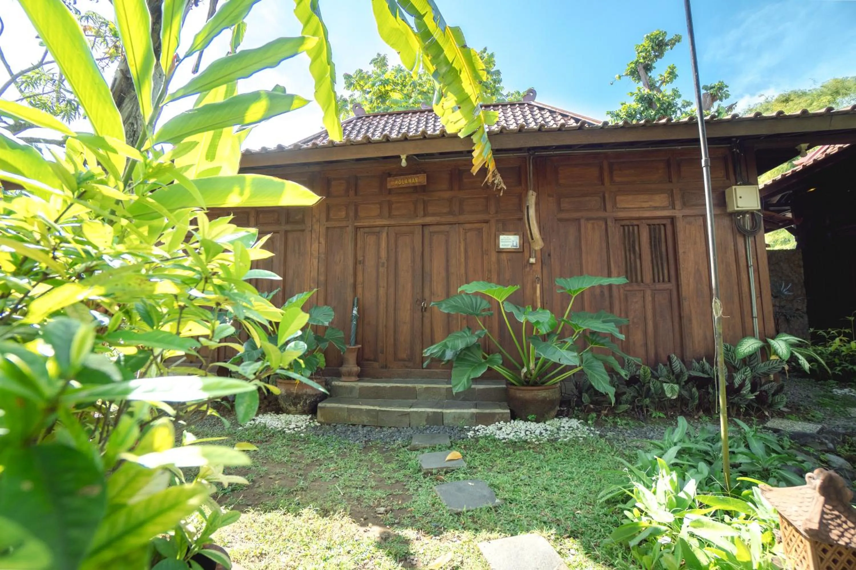 Tembi - Historical Home