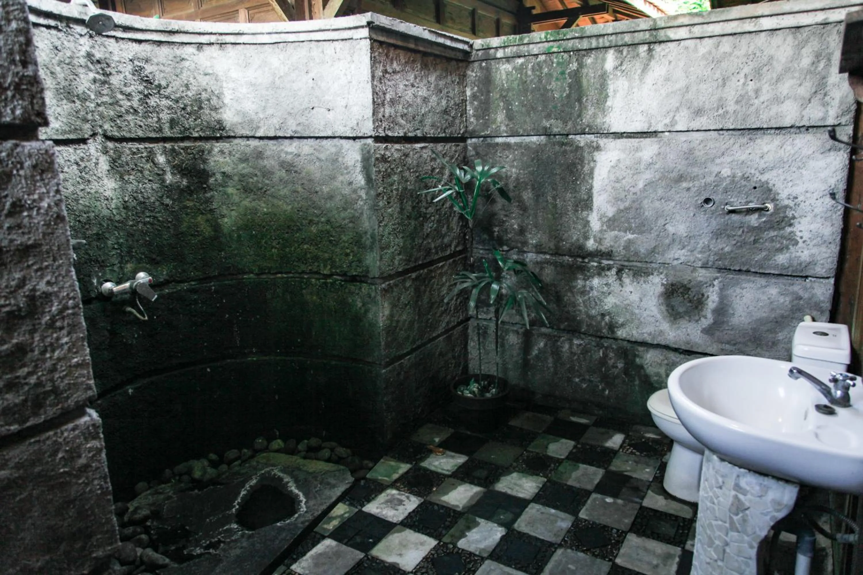 Tembi - Historical Home