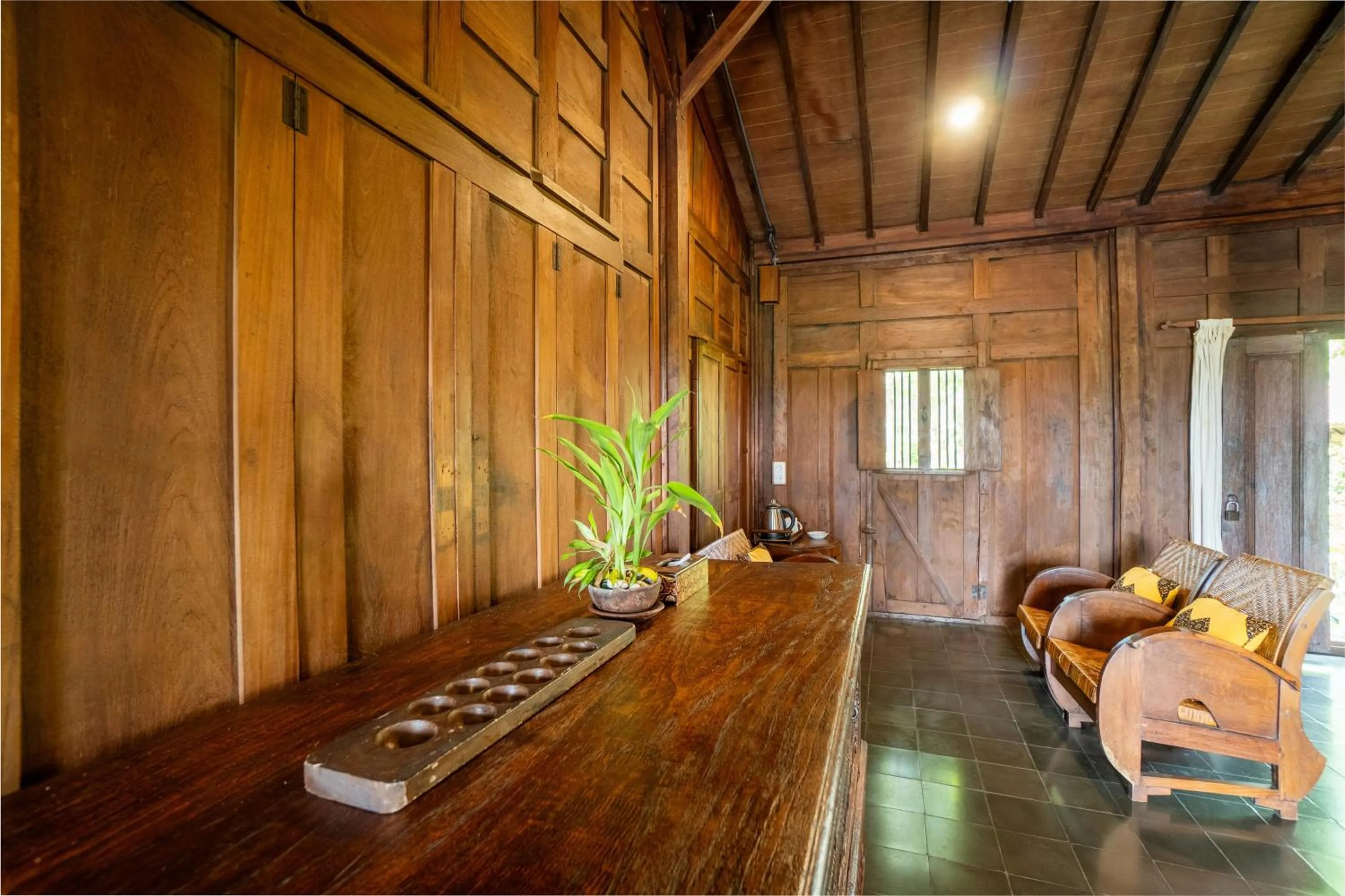 Tembi - Historical Home