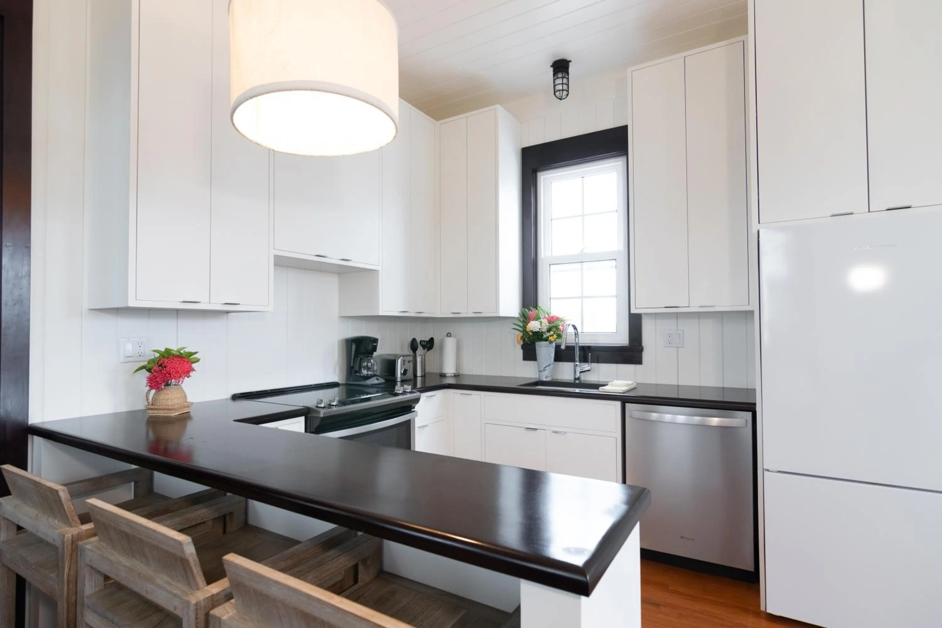 Kitchen or kitchenette in Mahogany Bay Resort and Beach Club, Curio Collection