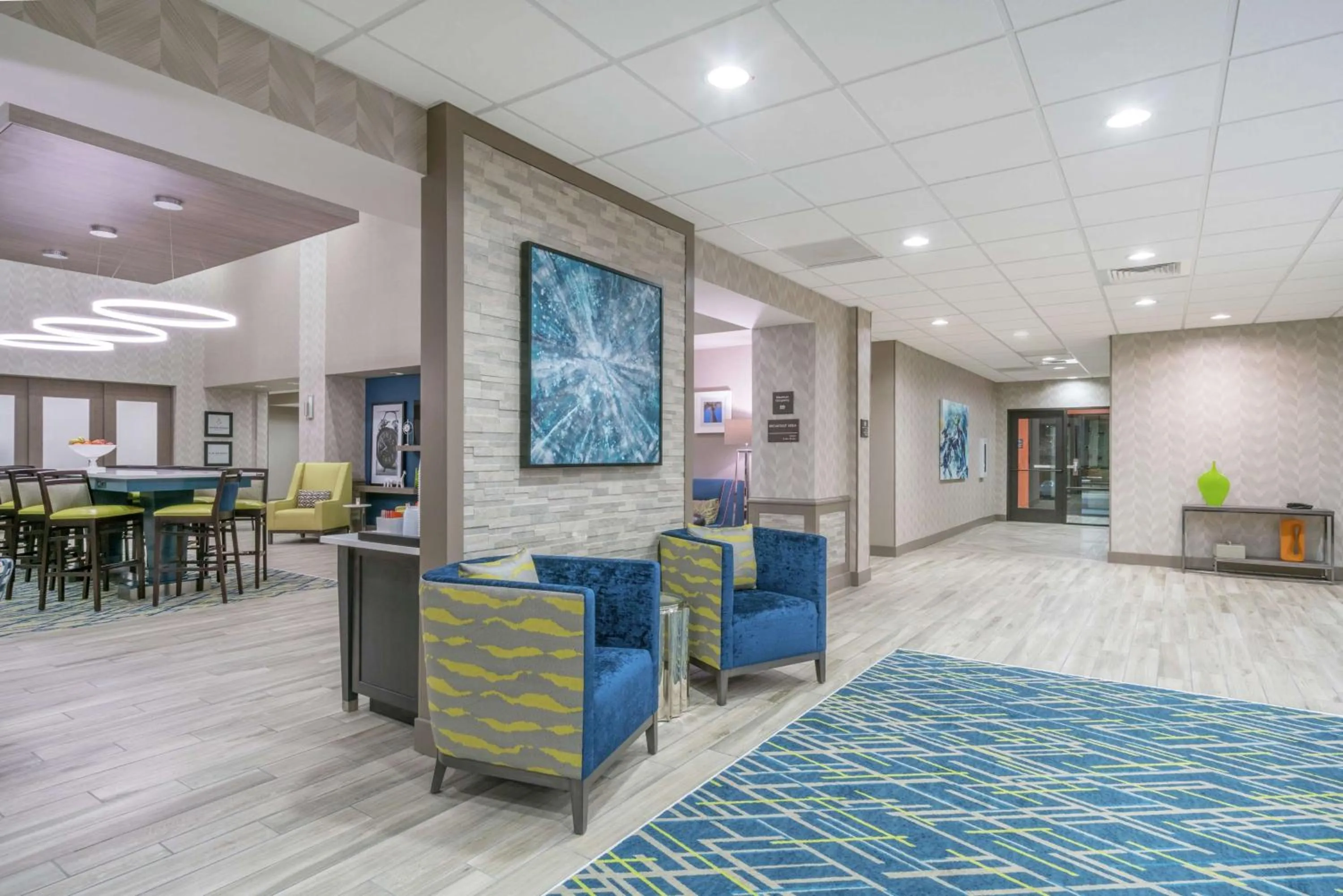 Lobby or reception in Hampton Inn & Suites Glenarden/Washington DC
