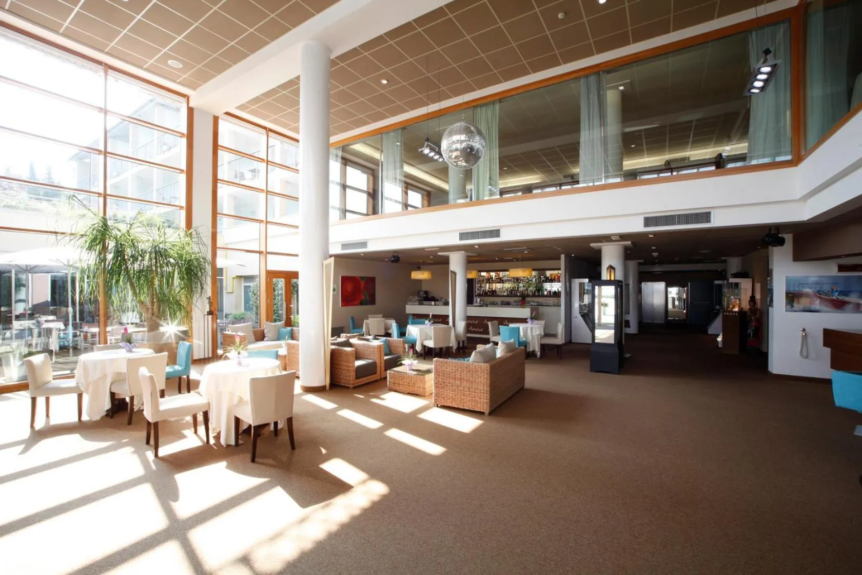 Lounge or bar in Cocca Hotel Royal Thai Spa