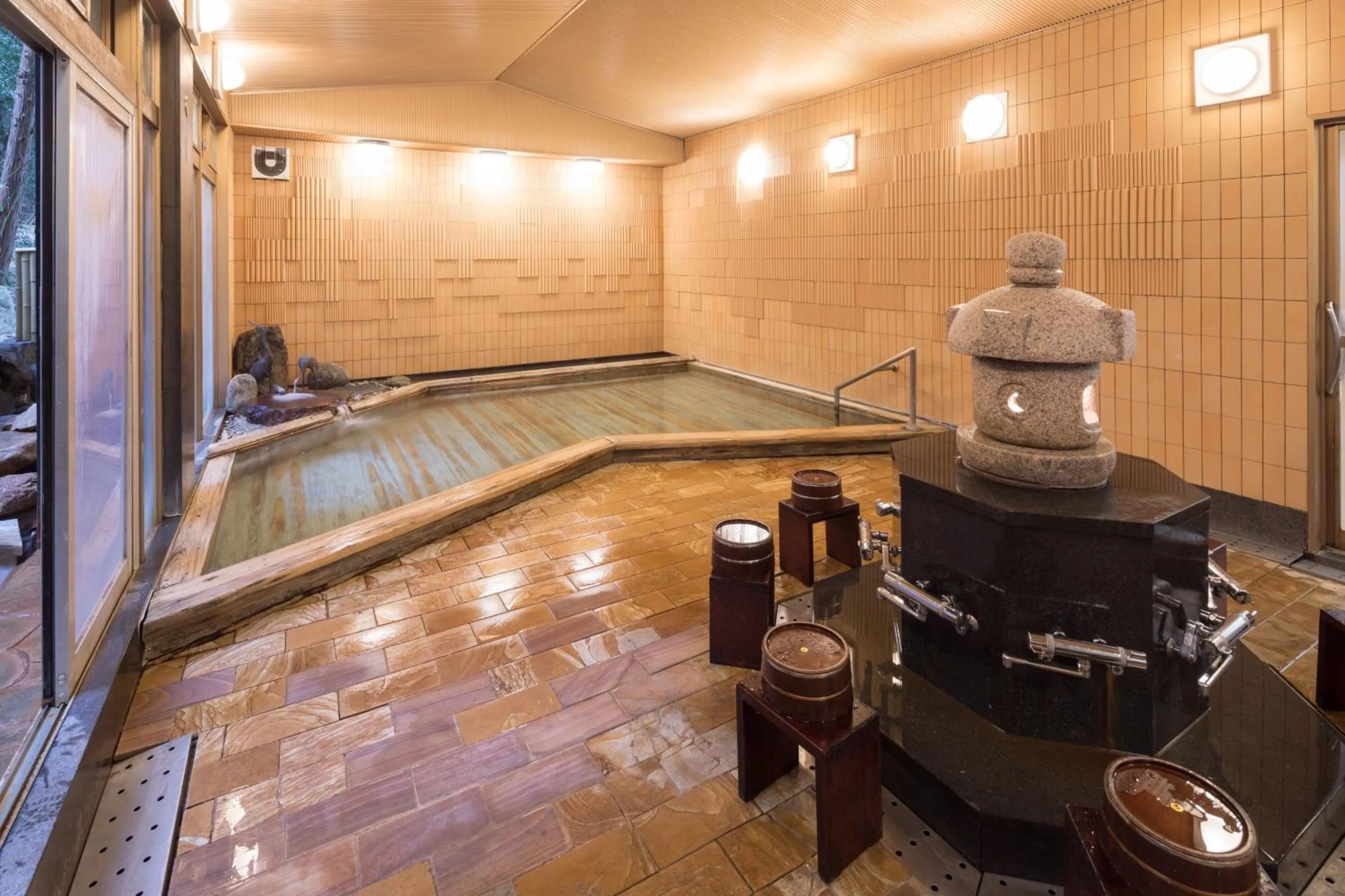 Hot Spring Bath in Arima Onsen Gekkoen Yugetsusanso