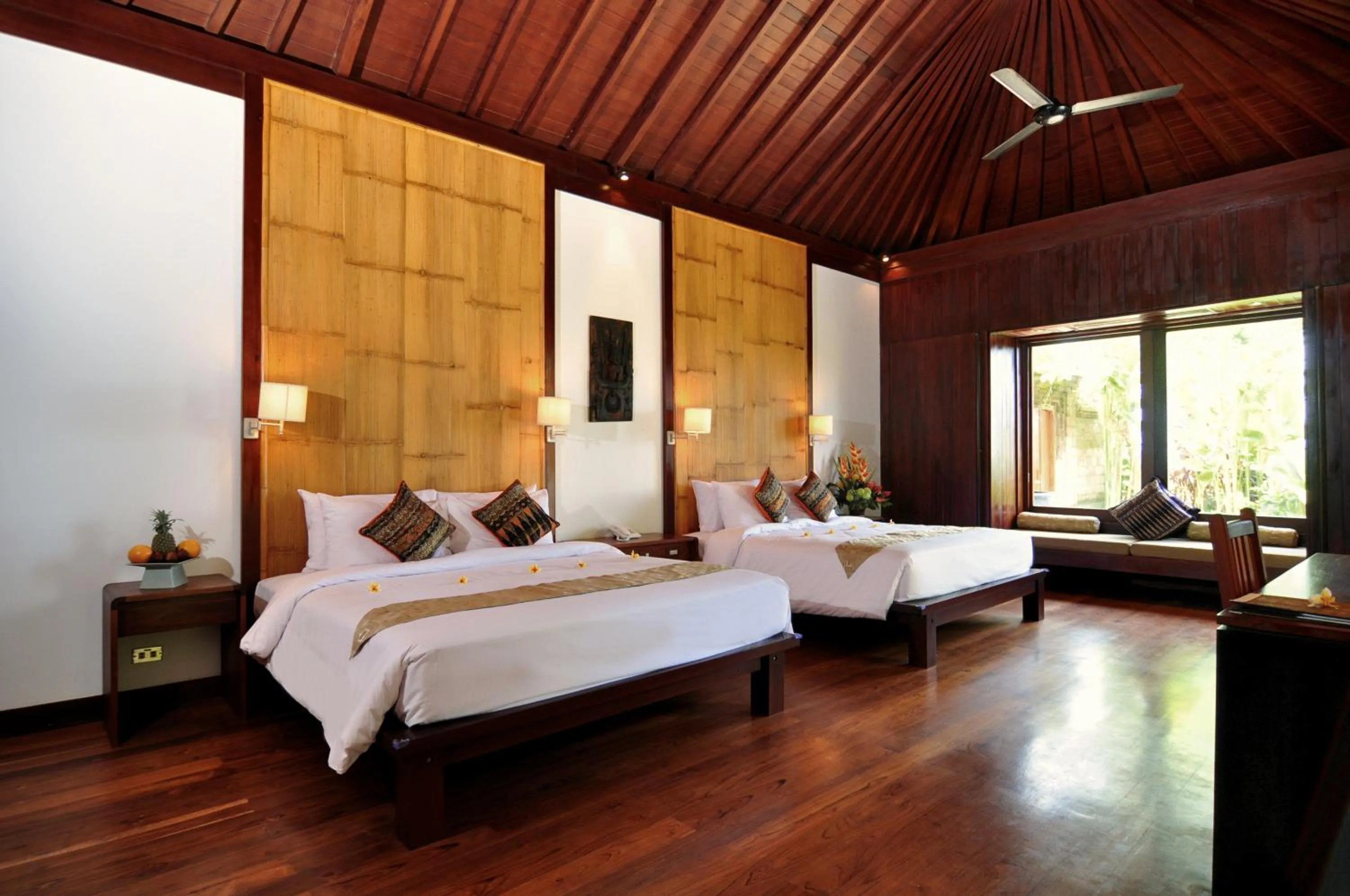 Bedroom, Bed in Anginsepoi