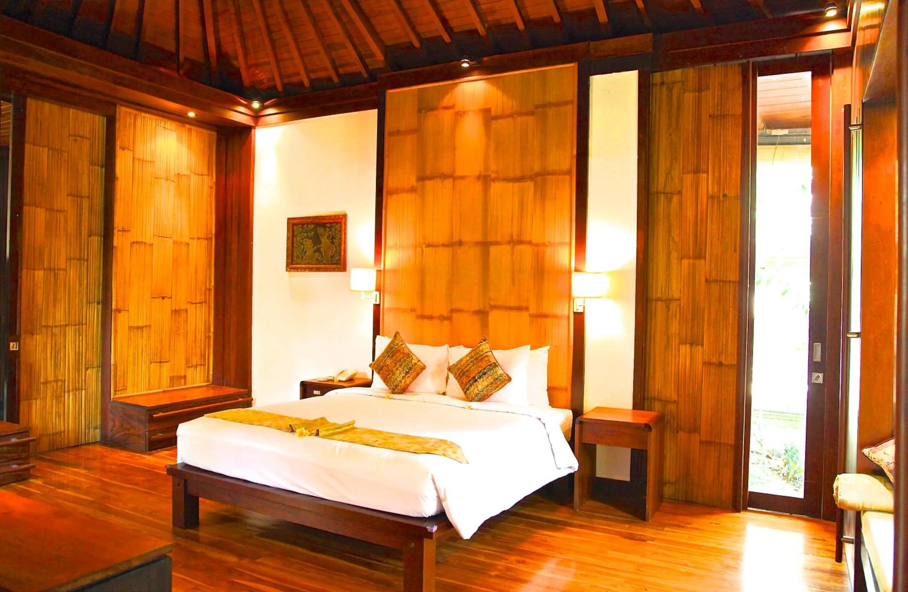 Bedroom, Bed in Anginsepoi