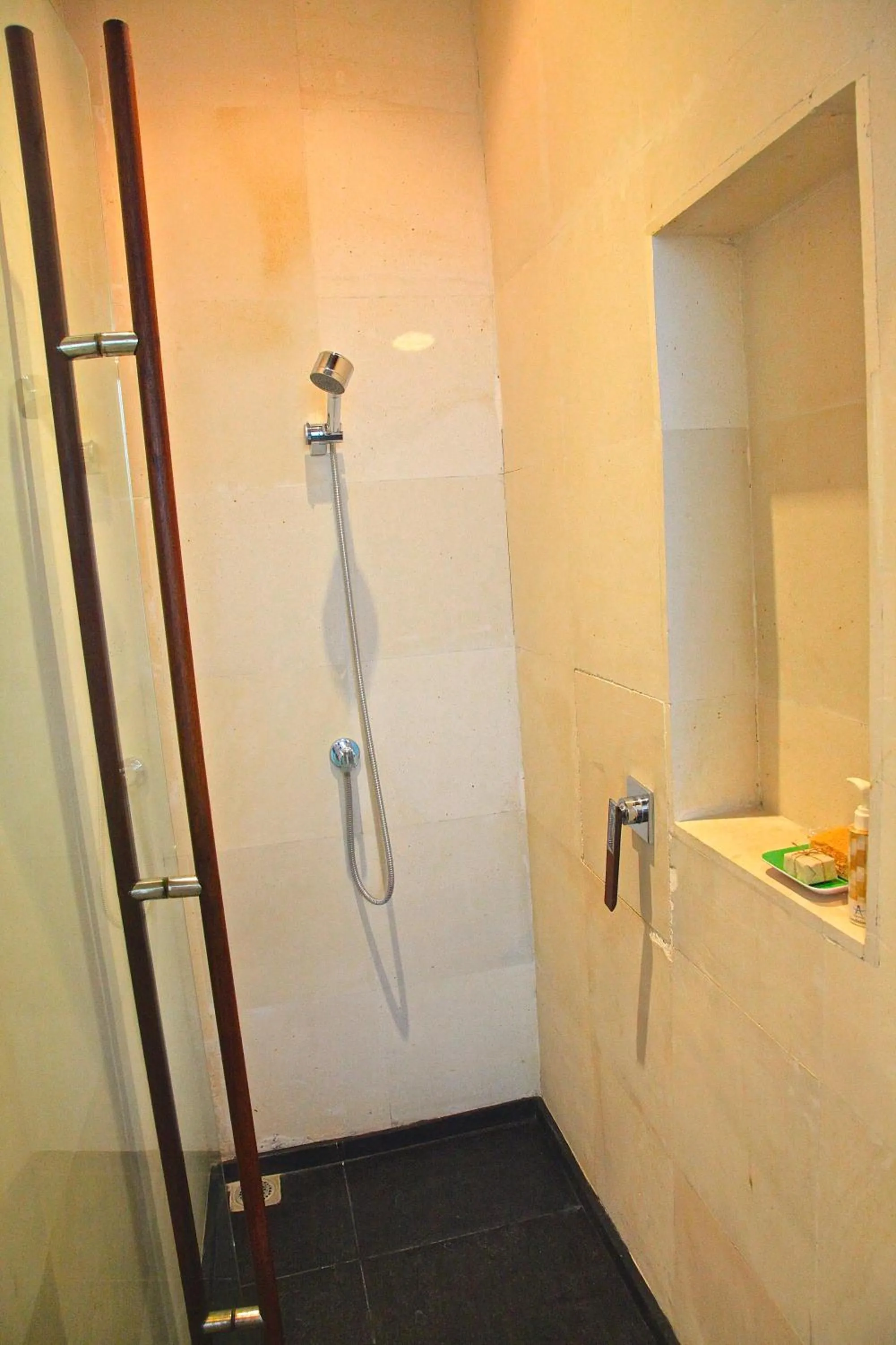 Bathroom in Anginsepoi