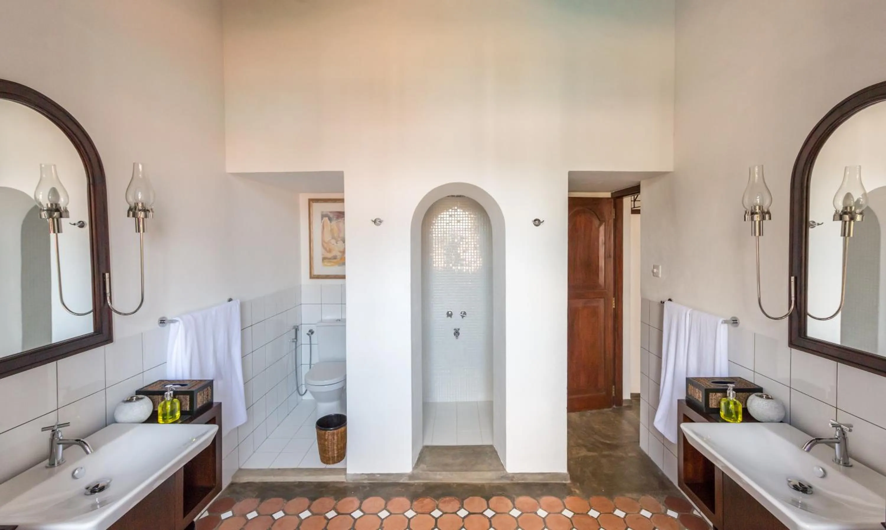 Shower in Taru Villas - The Muse - Bentota