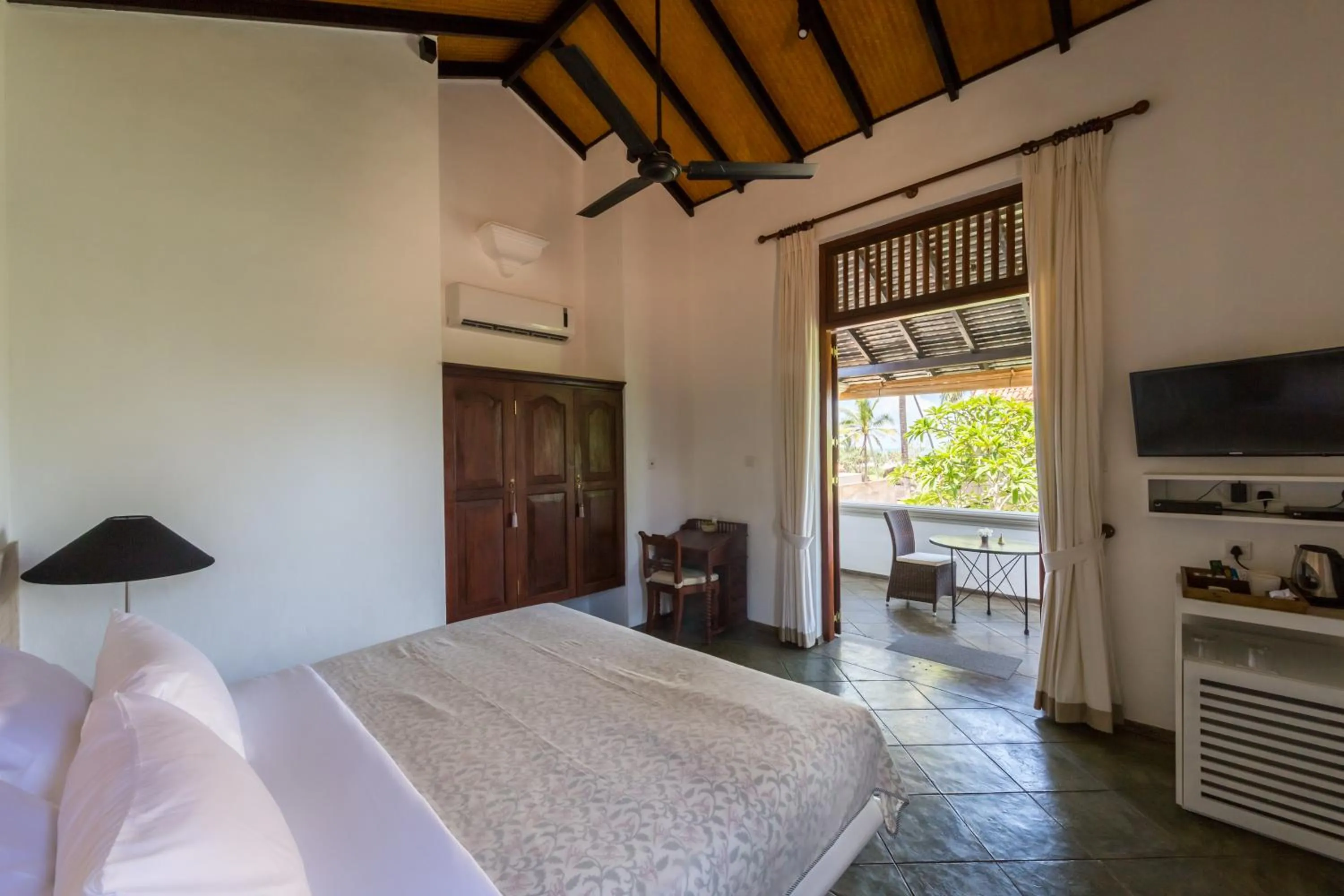 Bed in Taru Villas - The Muse - Bentota