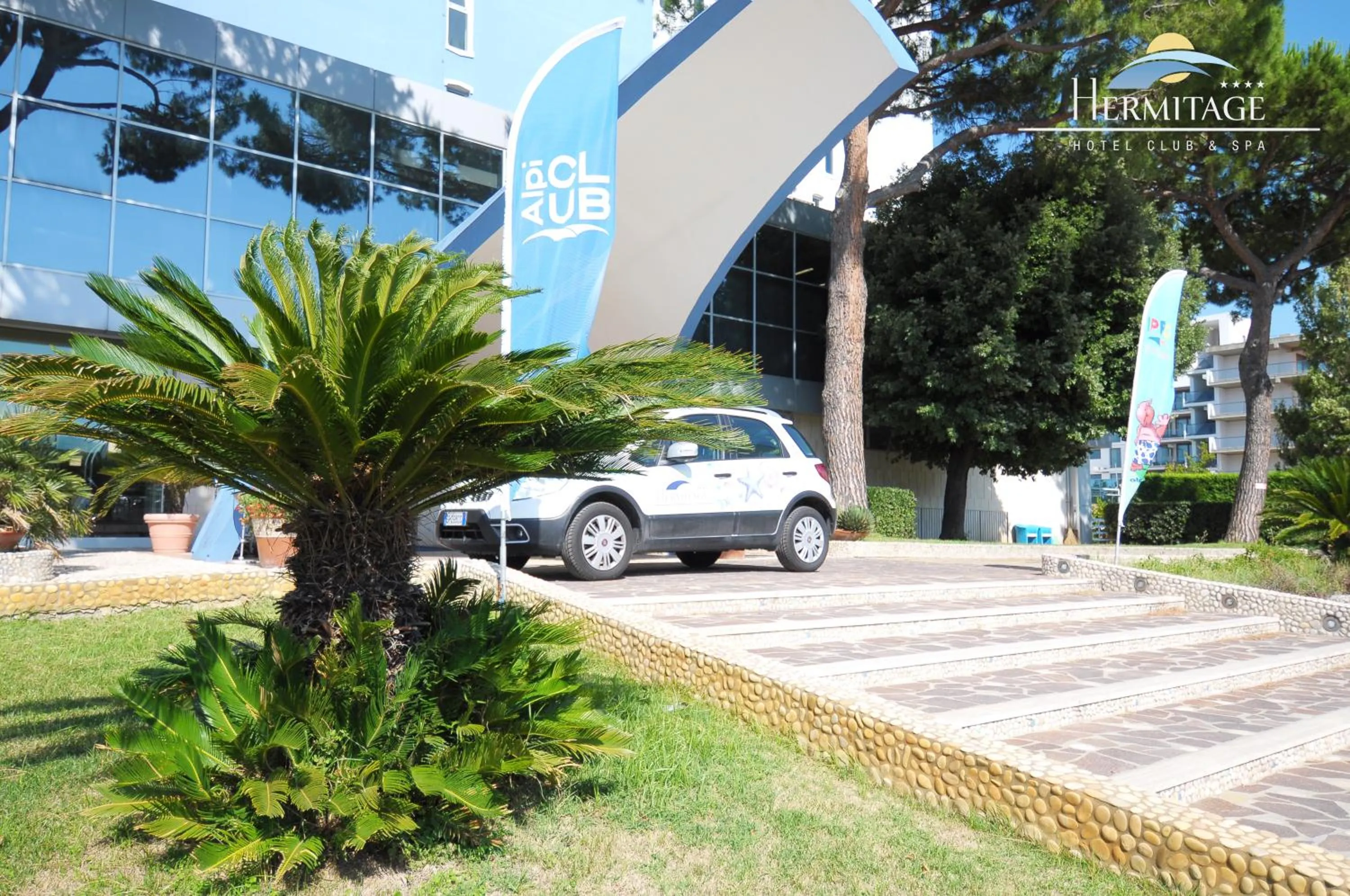 Property building in Hermitage Hotel