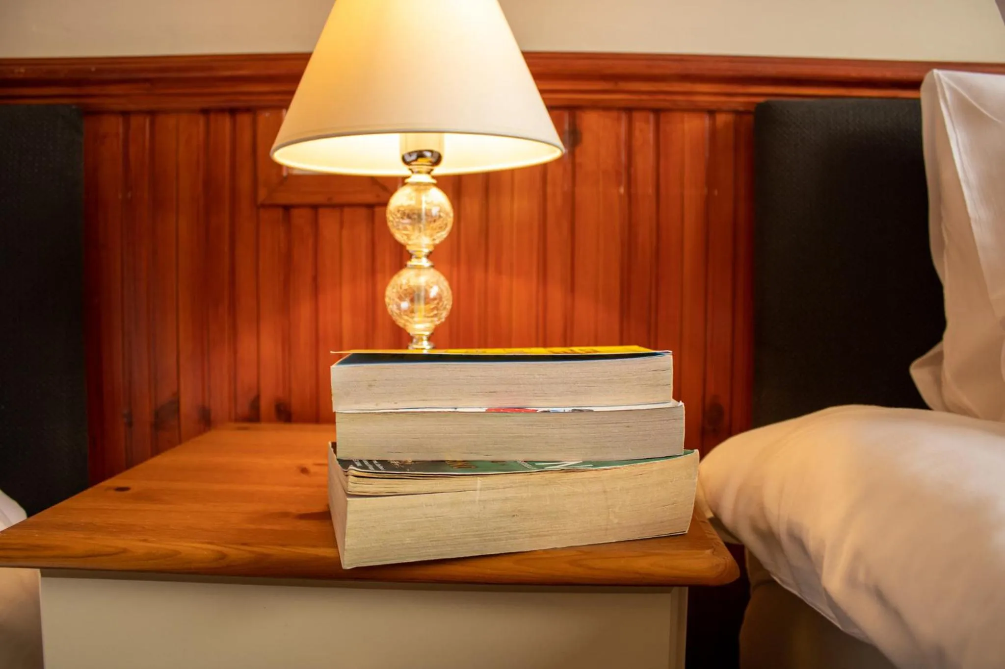 Bed in The Dolphin Hotel