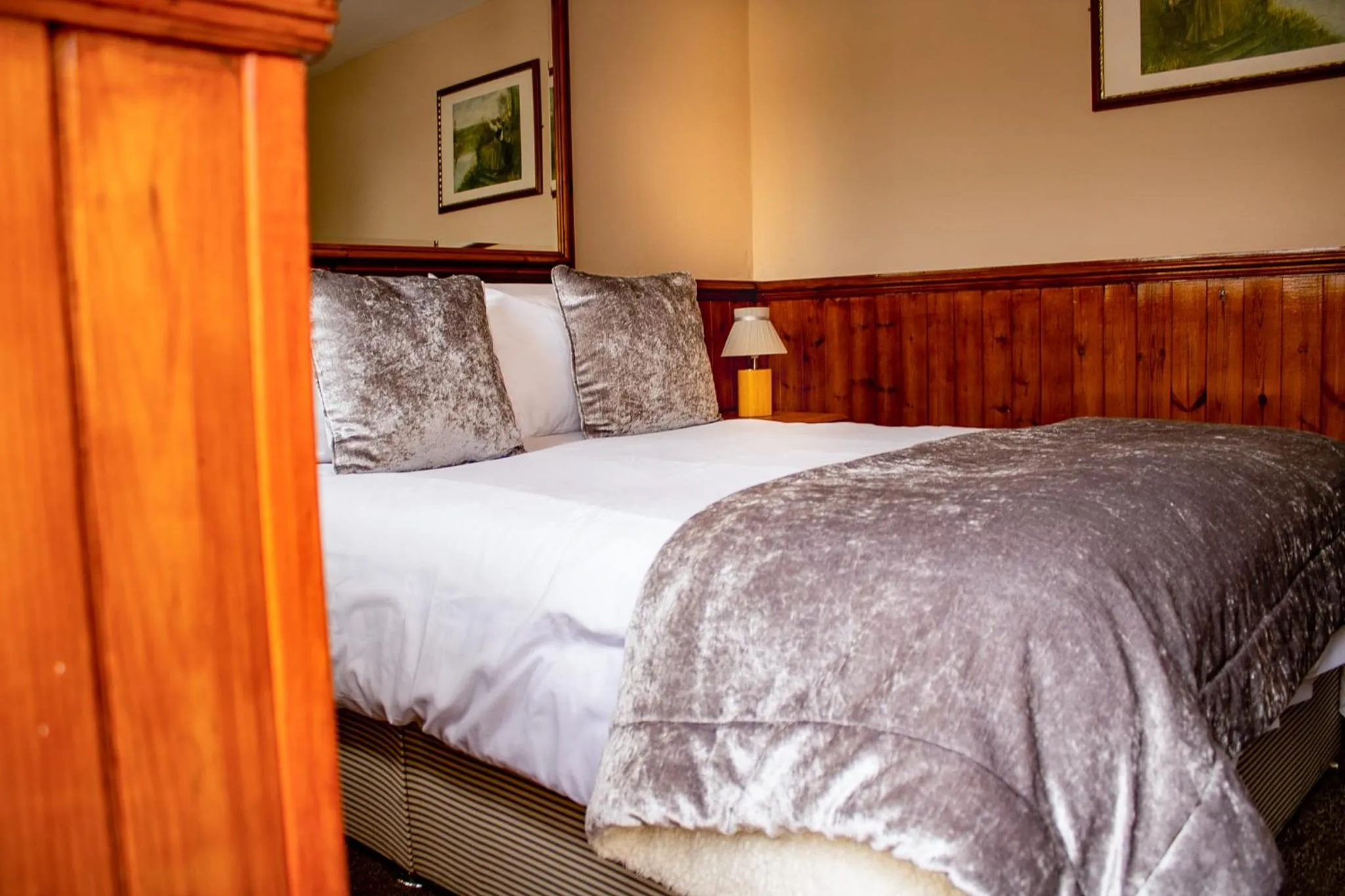 Bed in The Dolphin Hotel