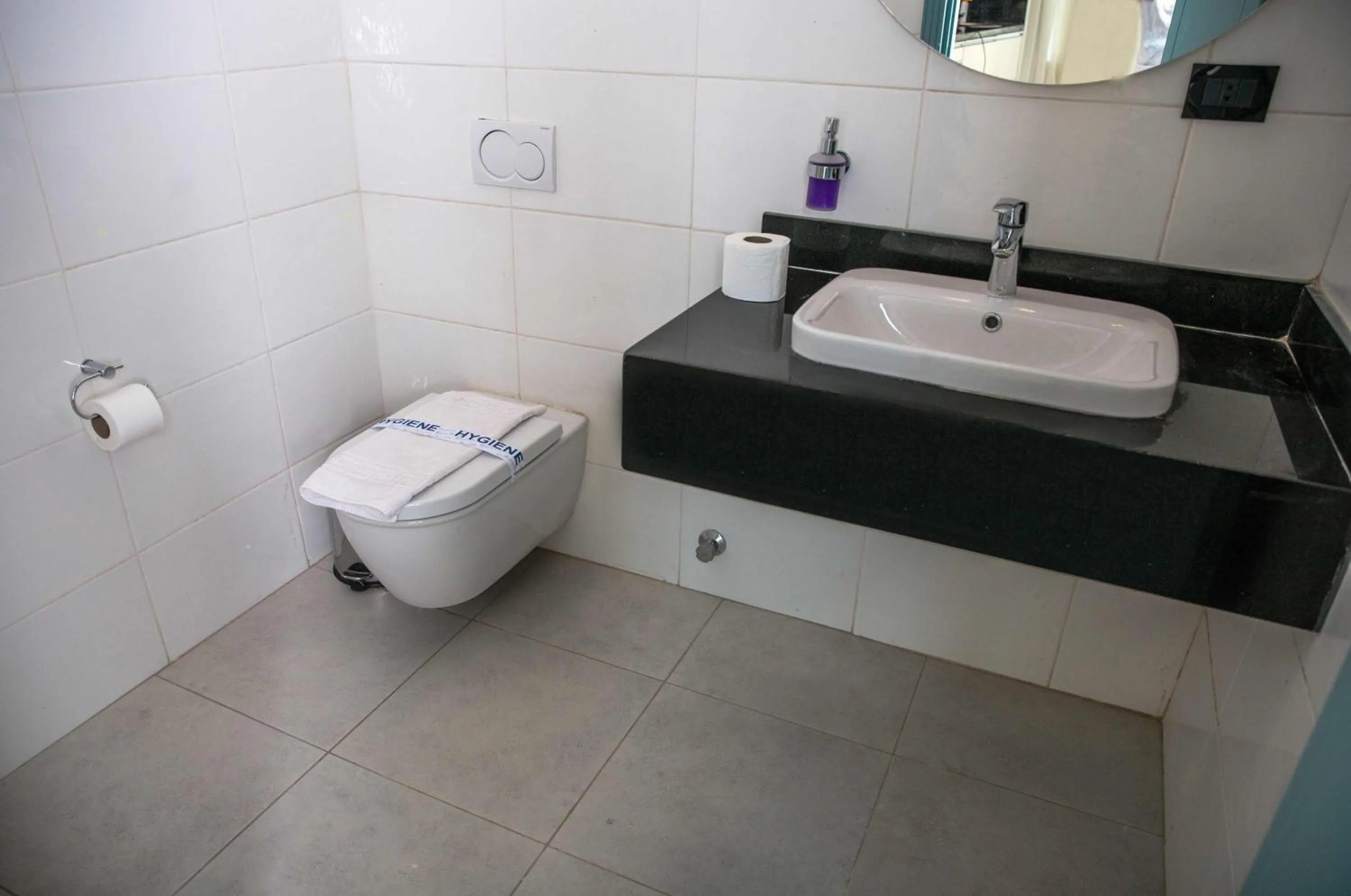 Bathroom in Redcon Suites