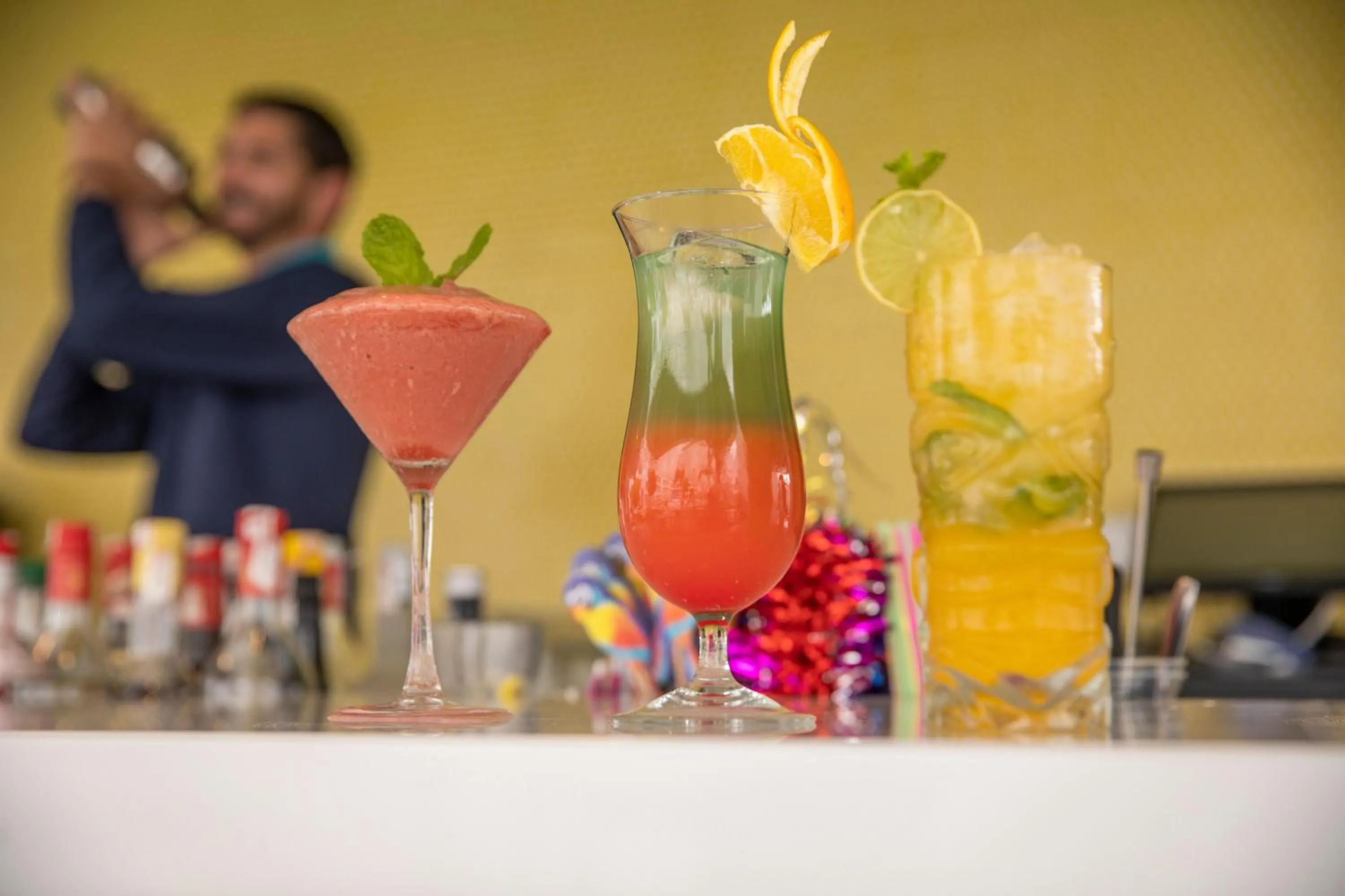 Lounge or bar in Oasis Lanz Beach Mate