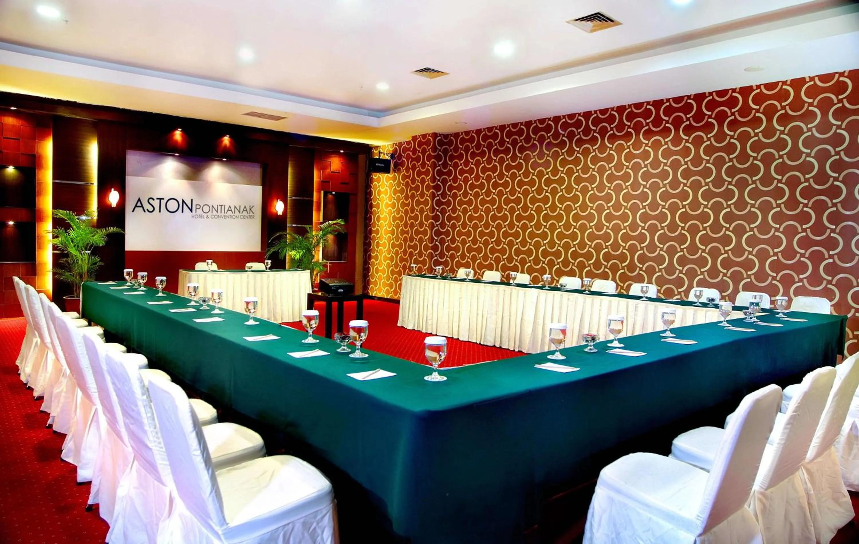 Meeting/conference room in Aston Pontianak Hotel and Convention Center