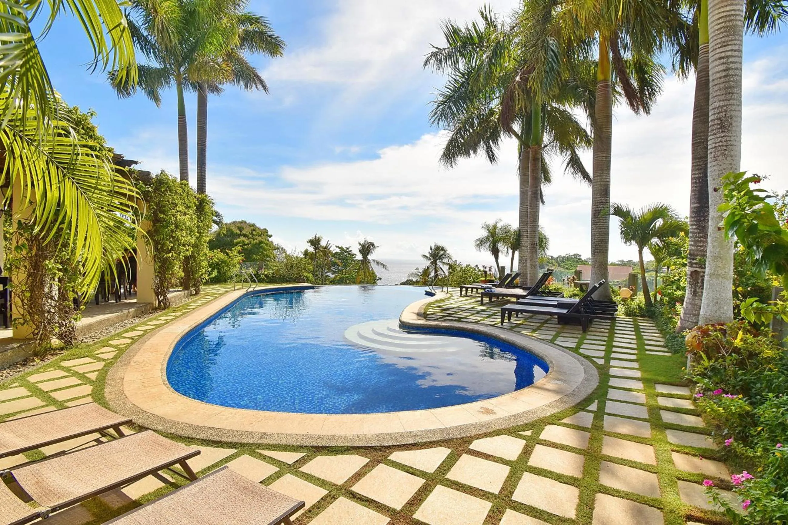 Pool view in Hotel Soffia