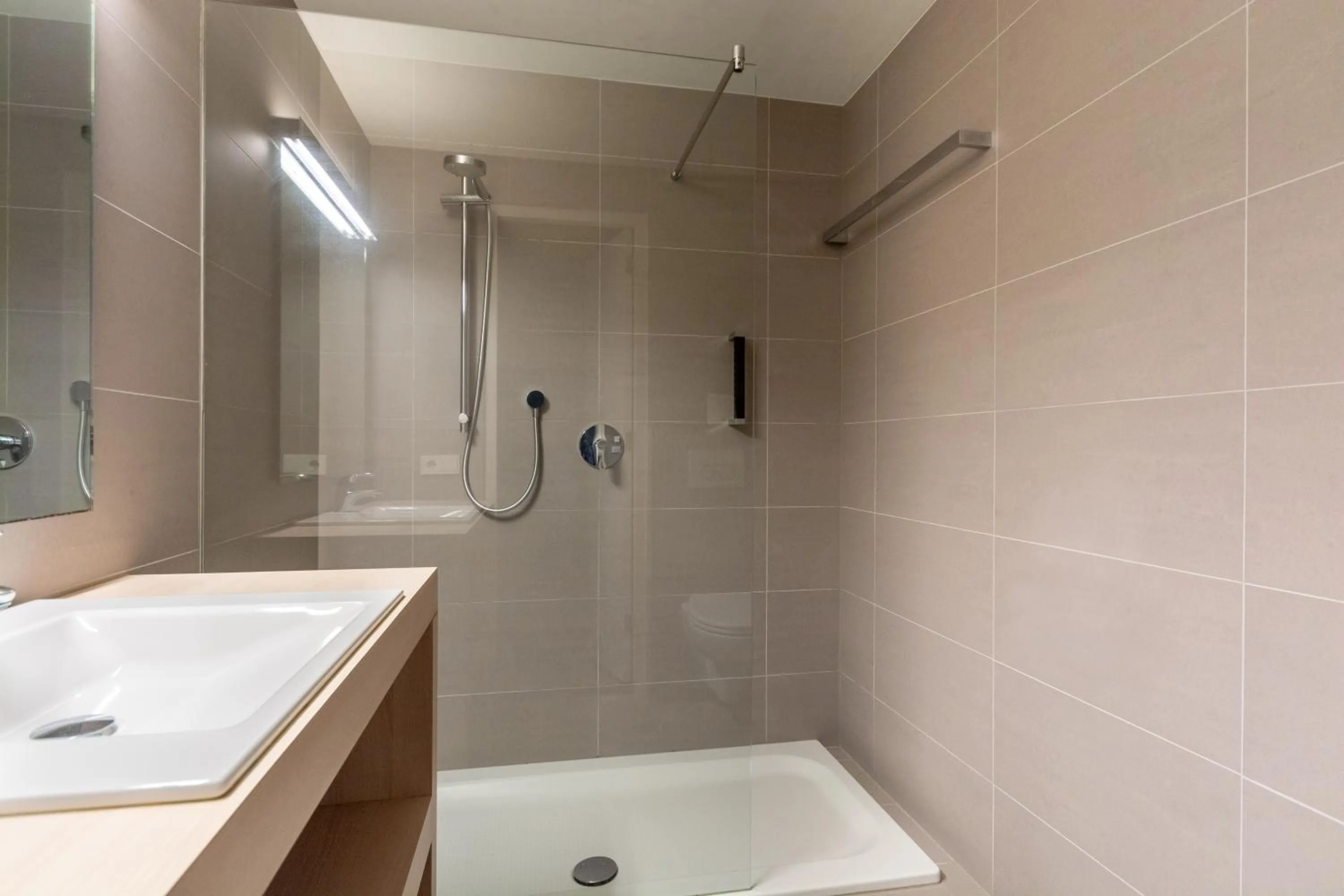 Shower in Hotel Edenpark