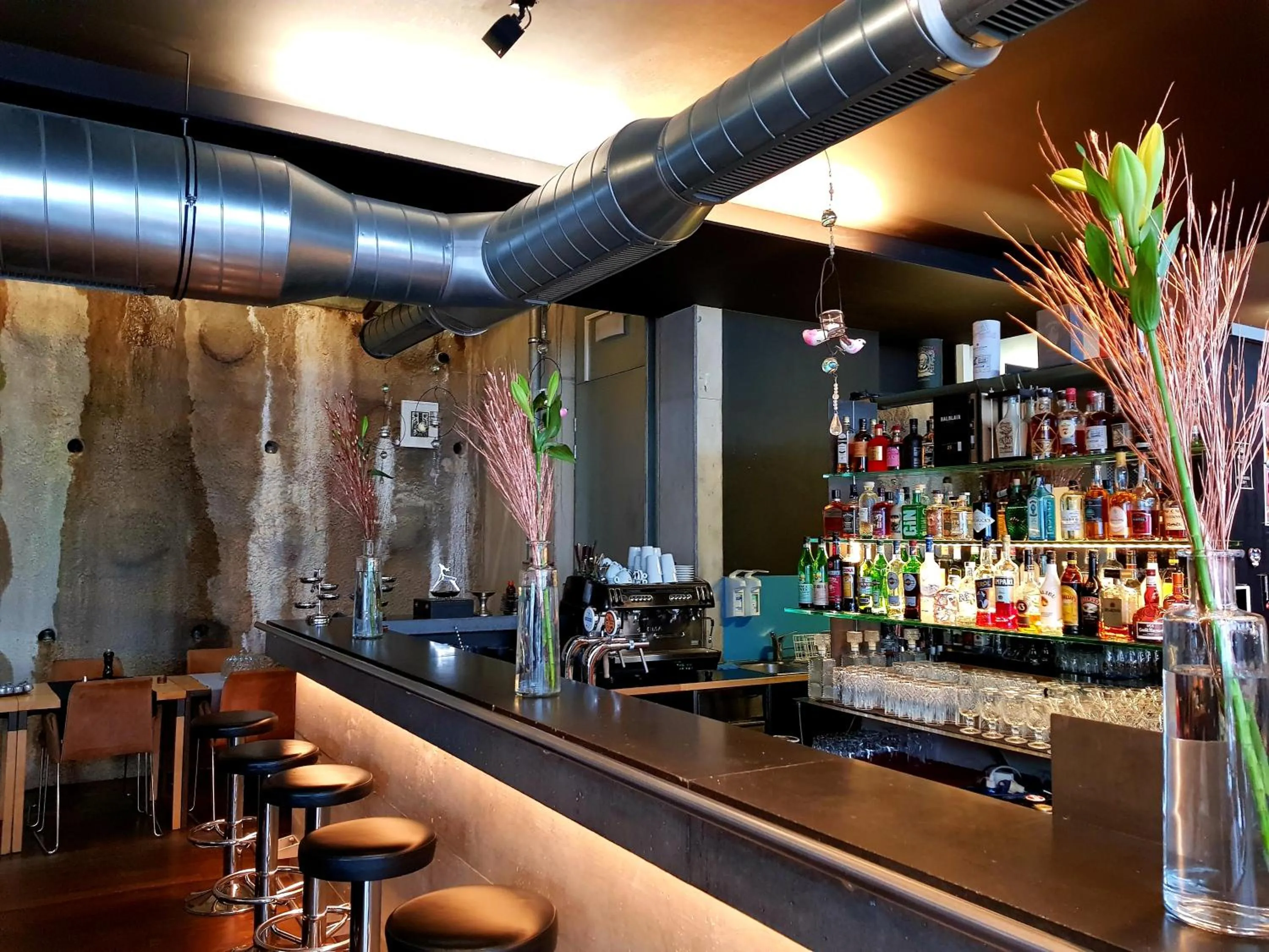 Lounge or bar in "Quality Hosts Arlberg" Hotel Lux Alpinae