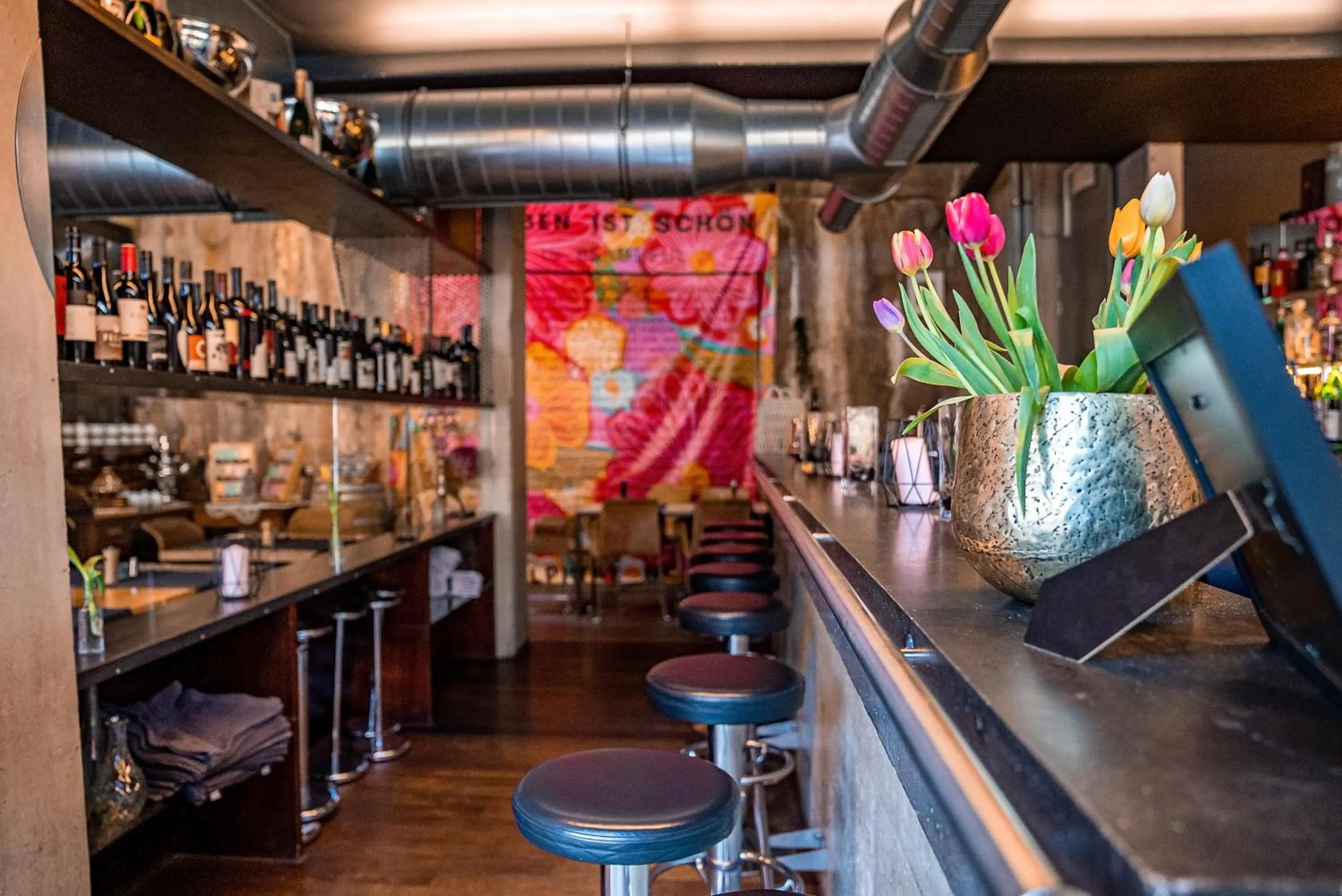 Lounge or bar in "Quality Hosts Arlberg" Hotel Lux Alpinae