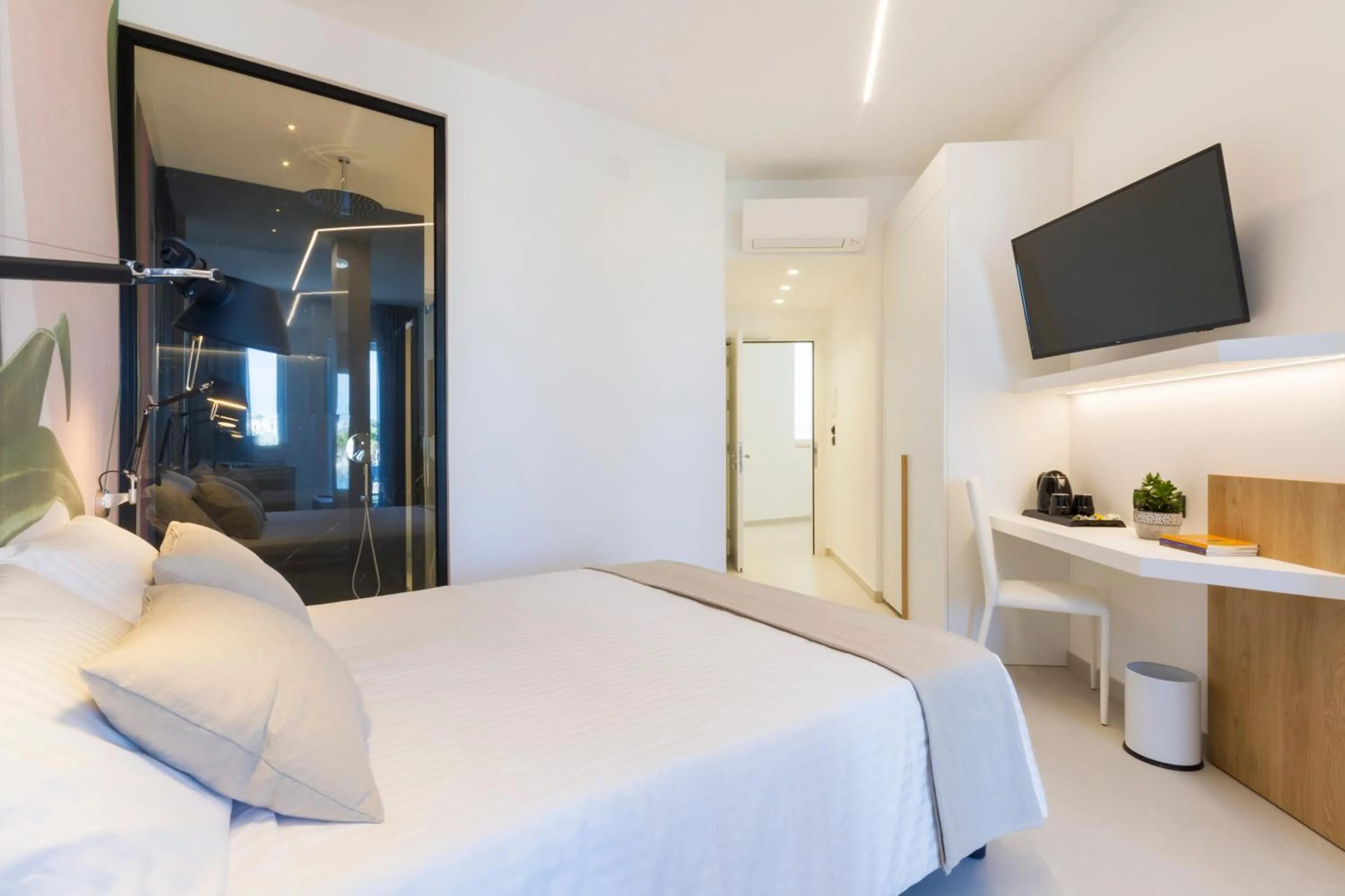 Photo of the whole room, Bed in Hotel Bellavista - Boutique Hotel