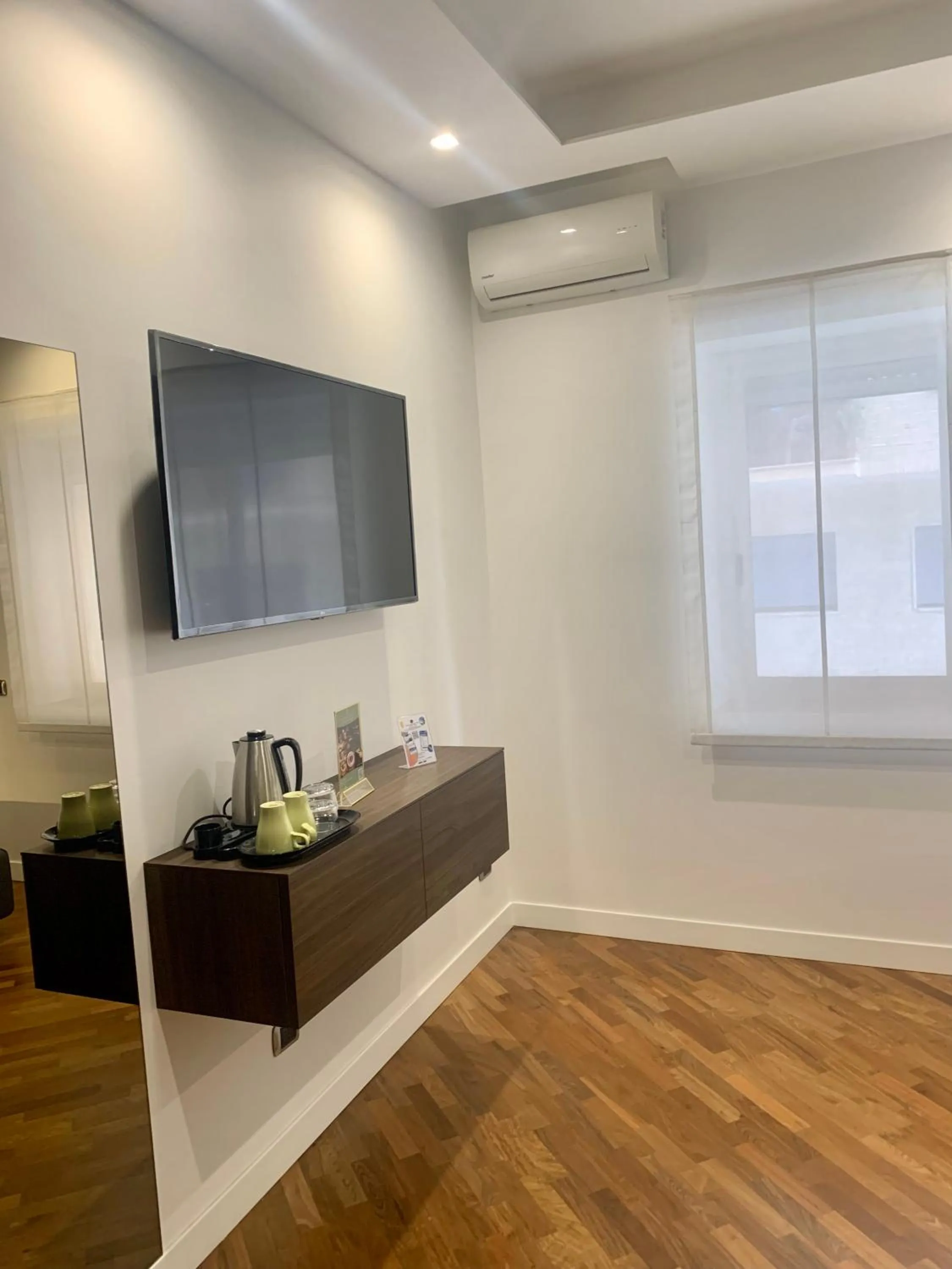 TV and multimedia in Napoliday