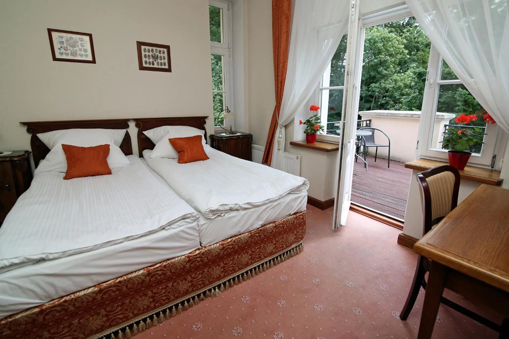 Double or Twin Room in Dwór Bieland