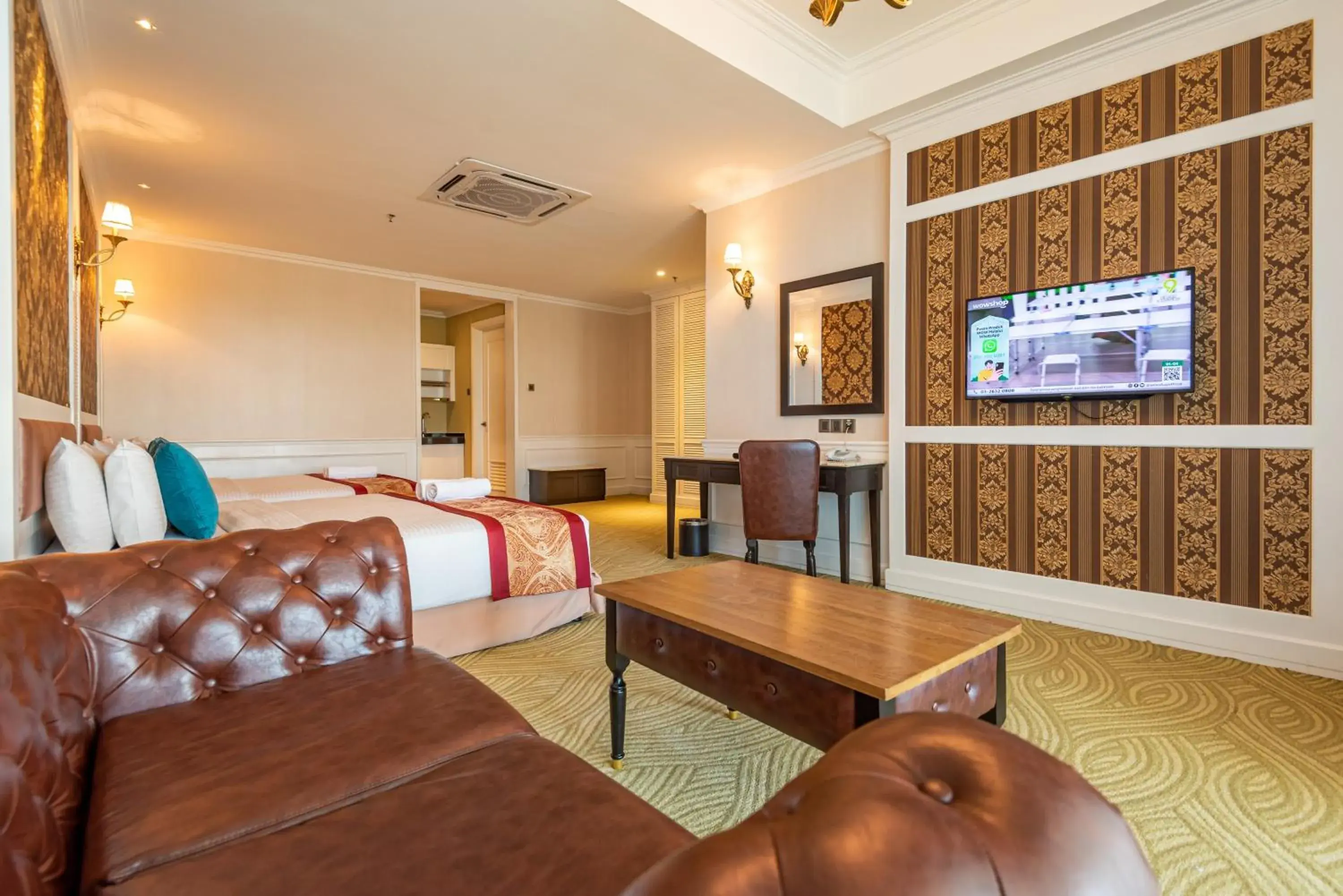 Deluxe Jacuzzi in Tasik Villa International Resort Deluxe Jacuzzi in Tasik Villa International Resort