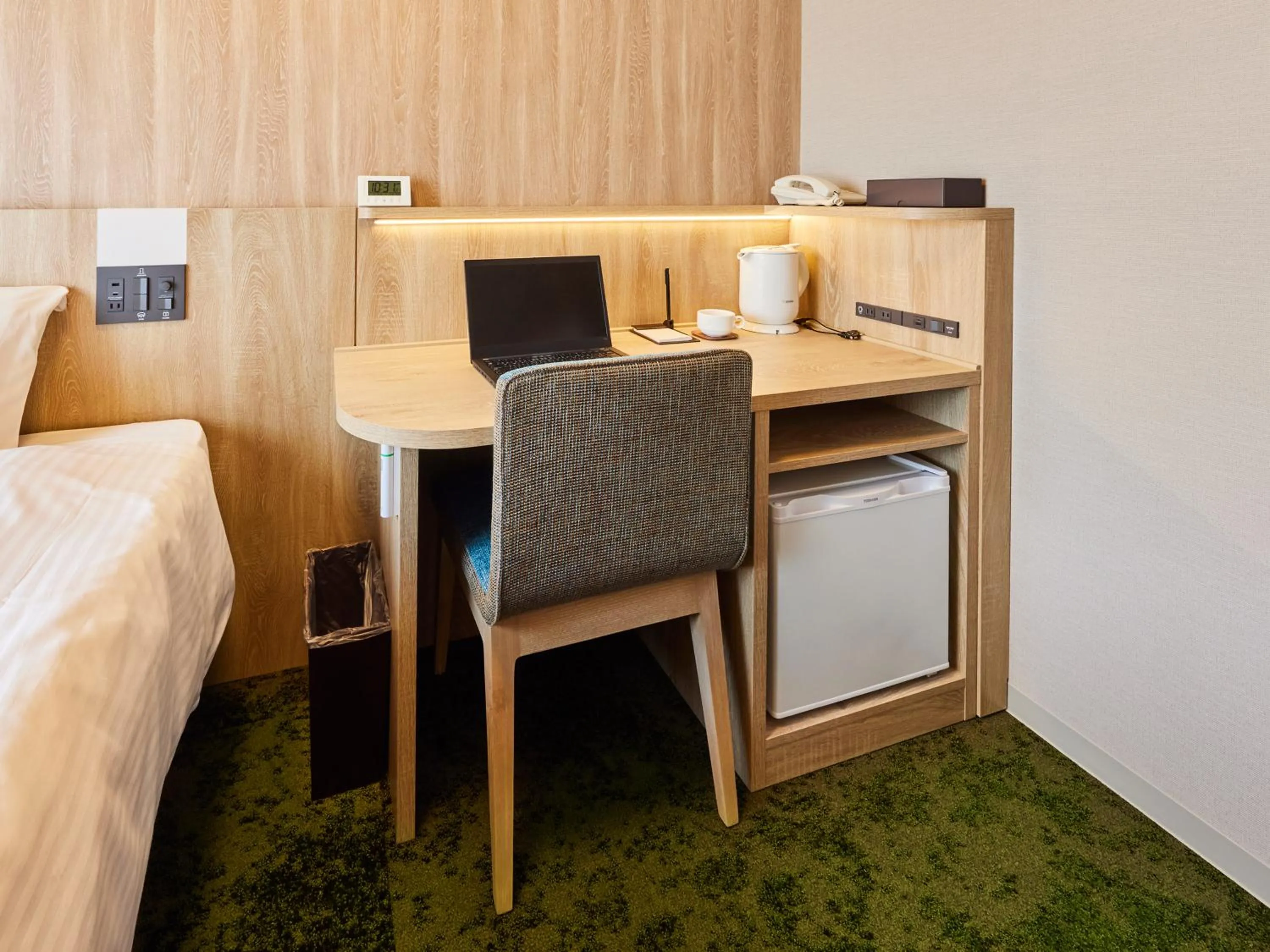 Photo of the whole room, Bed in Ours Inn Hankyu