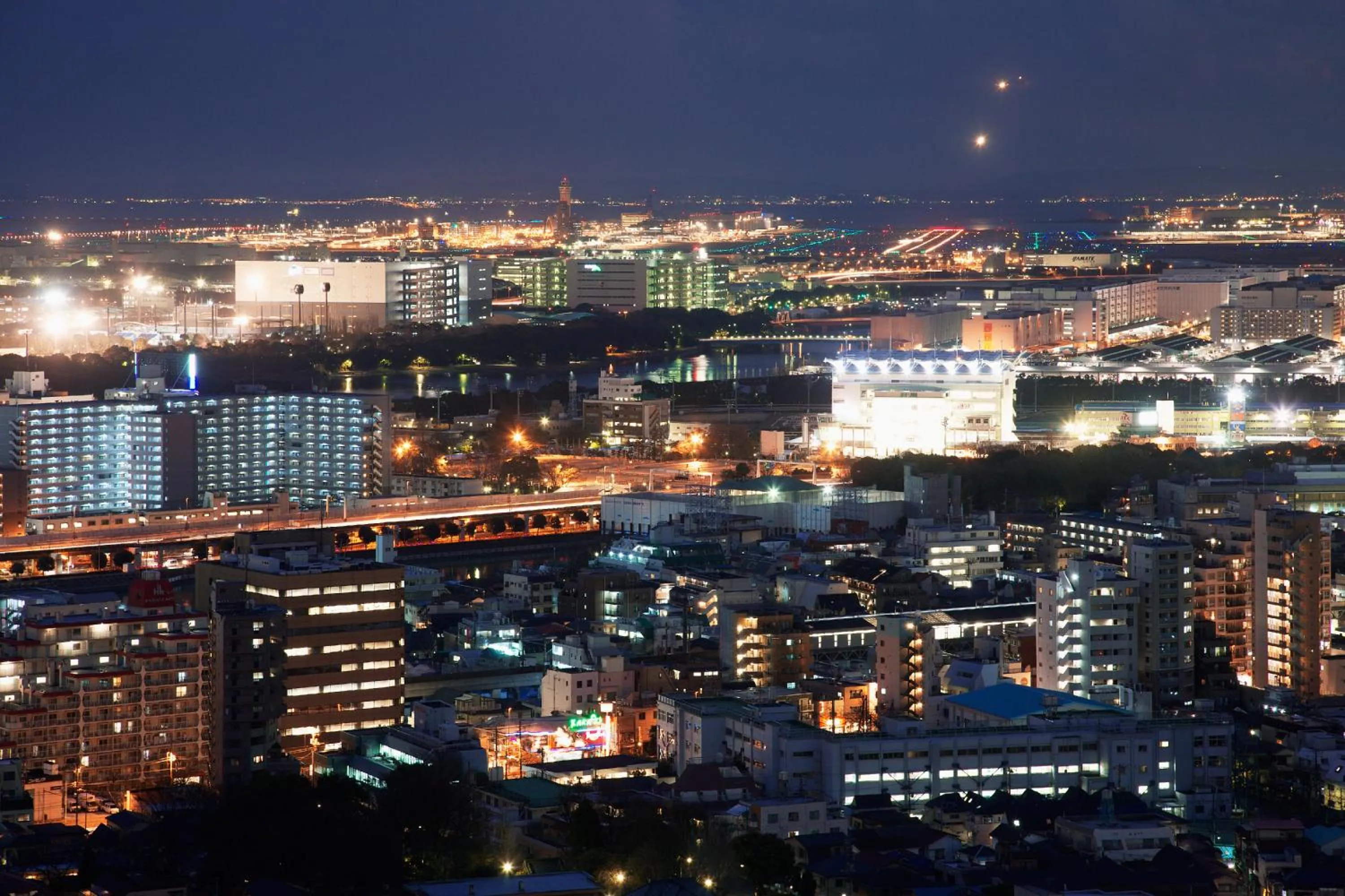 City view in Ours Inn Hankyu