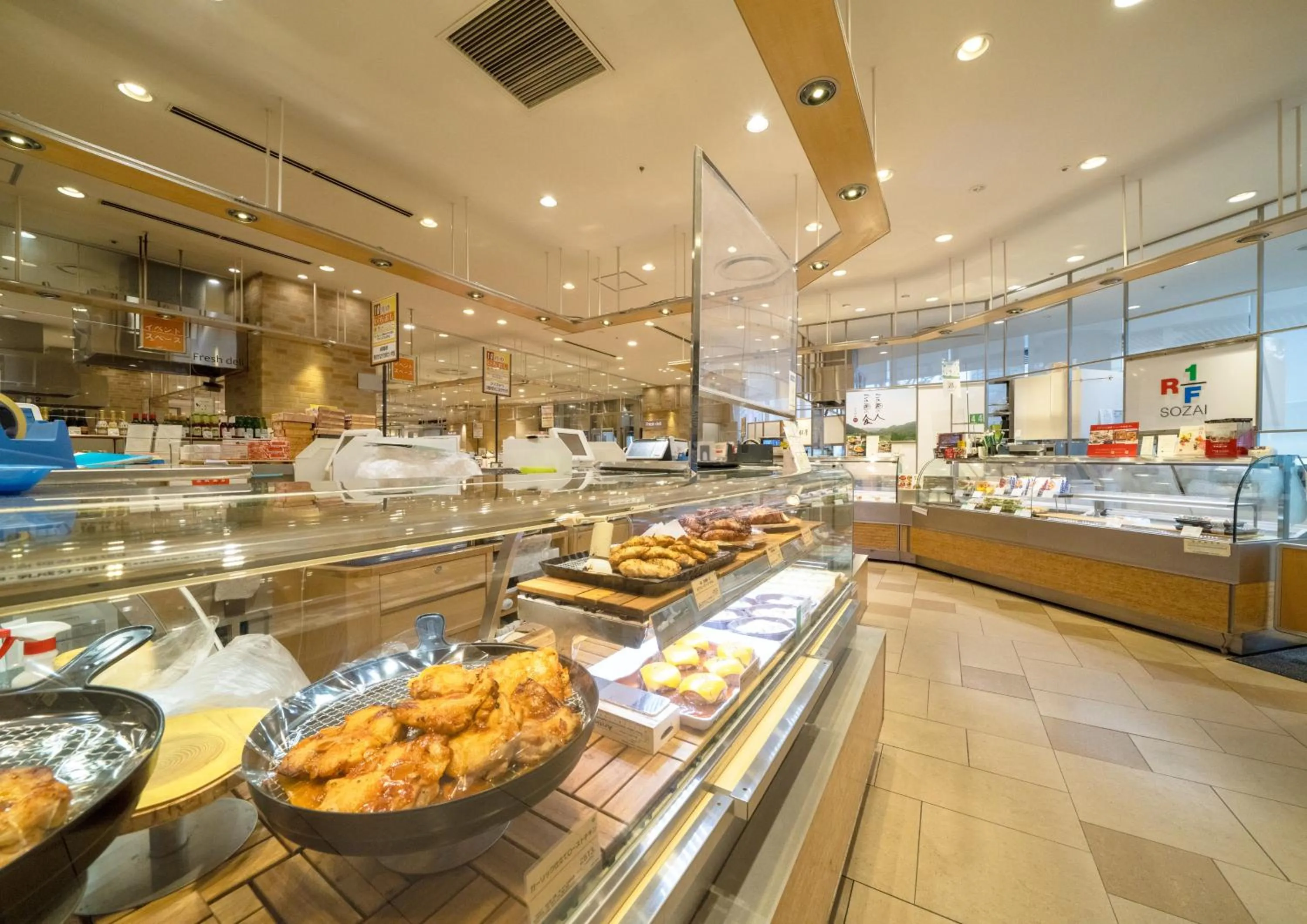 Supermarket/grocery shop in Ours Inn Hankyu