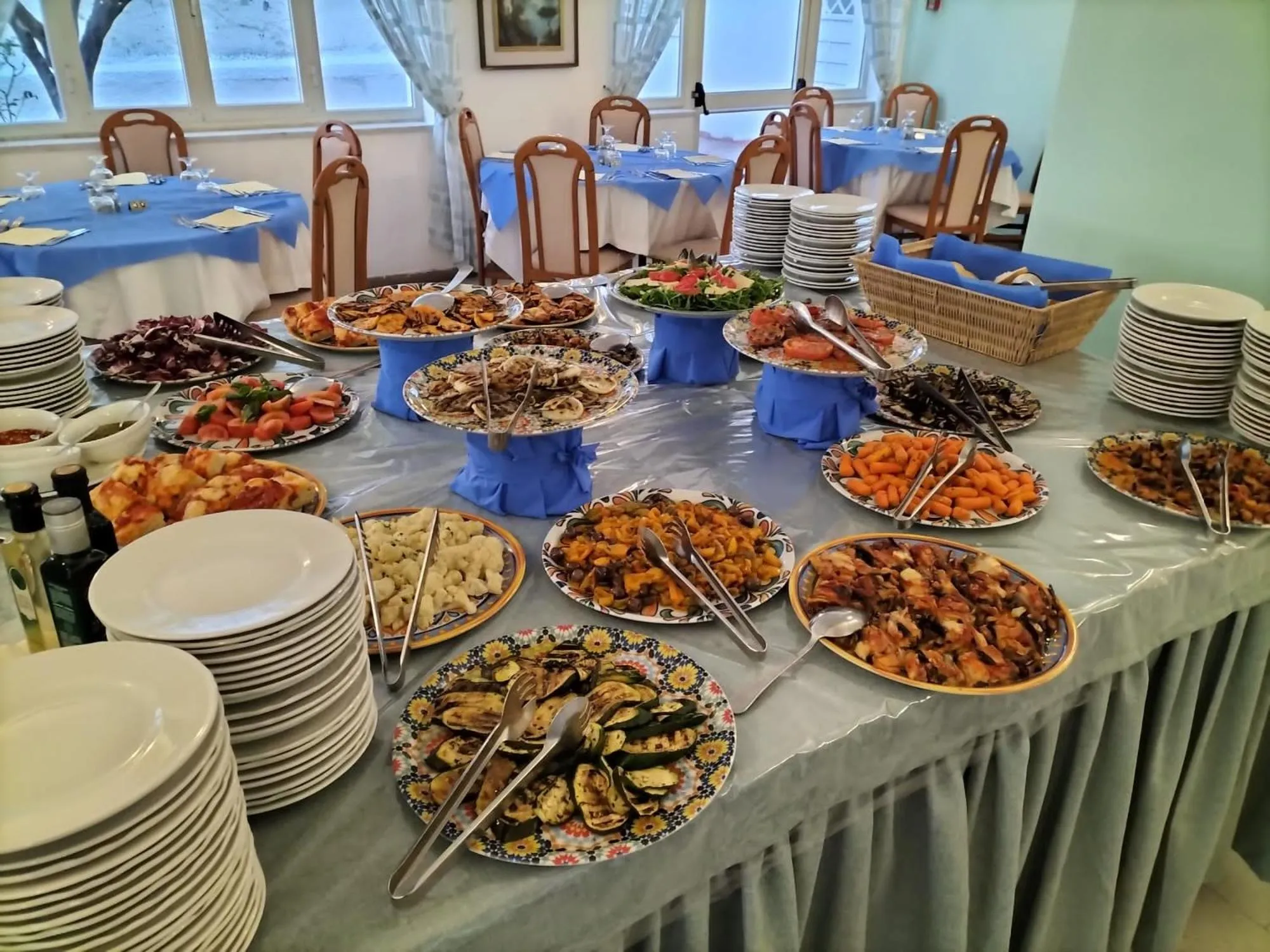 Restaurant/places to eat in Hotel Park Victoria