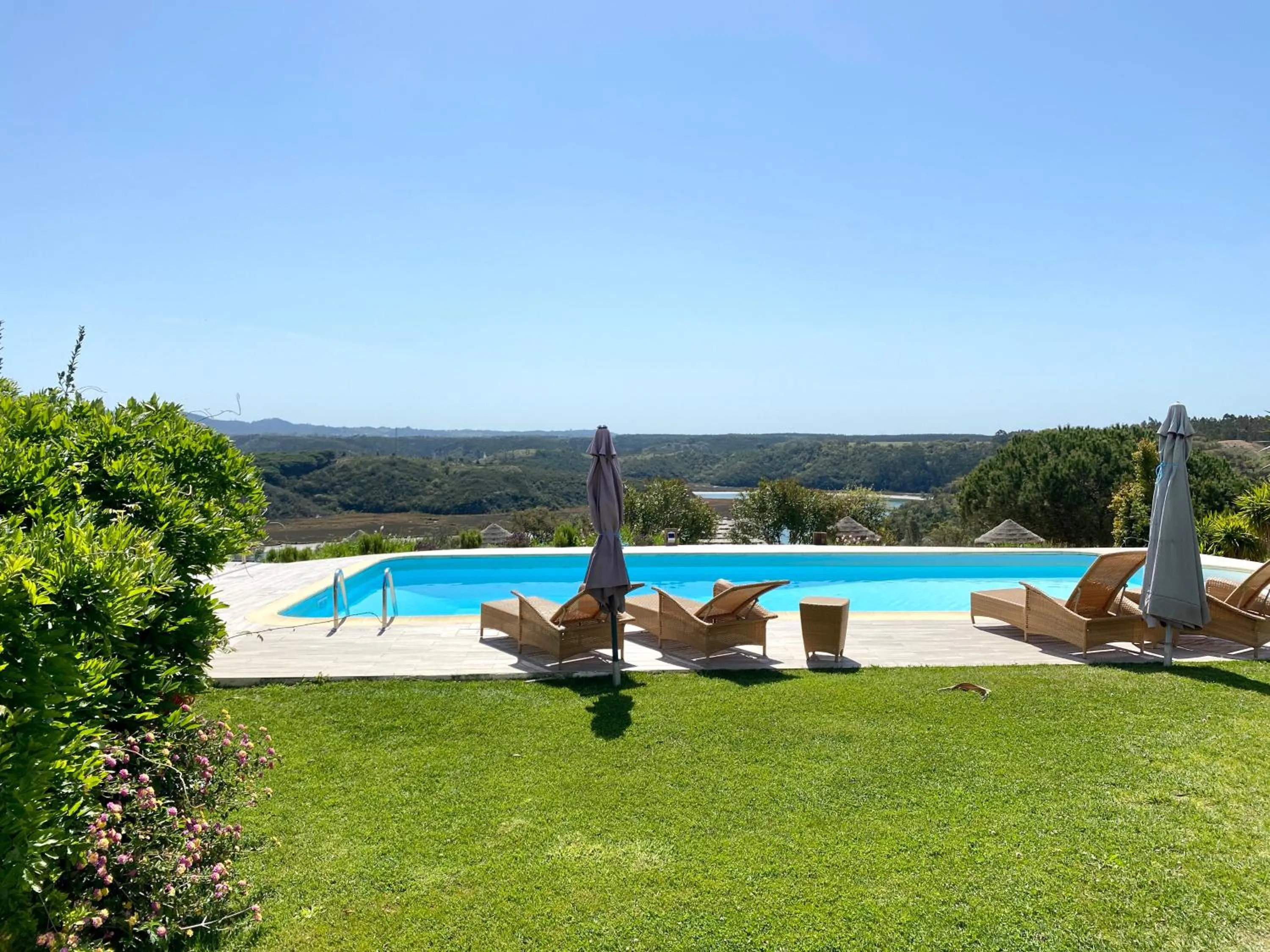 Pool view in Monte Do Zambujeiro