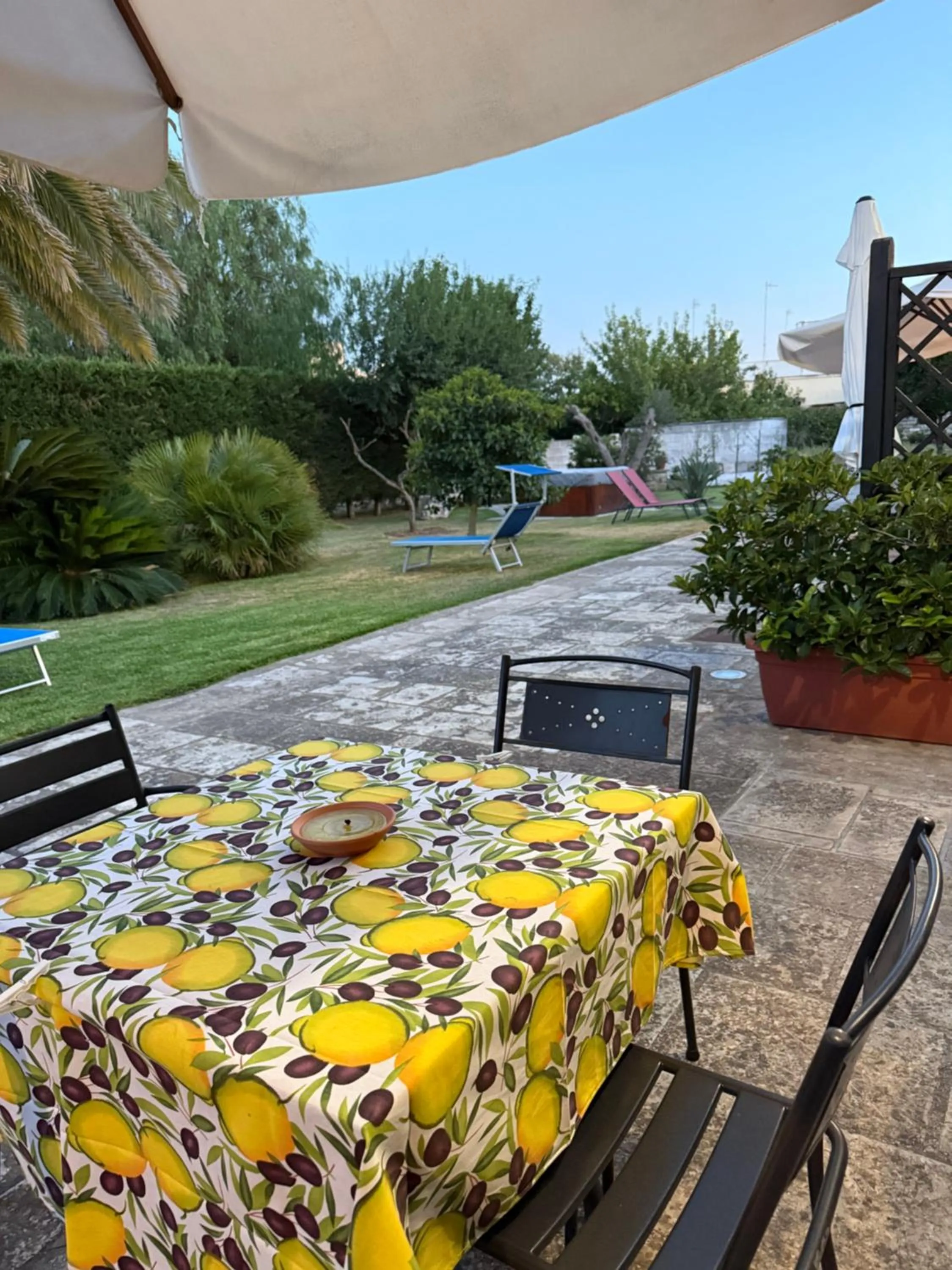 Patio in Villa Papaleo B&B