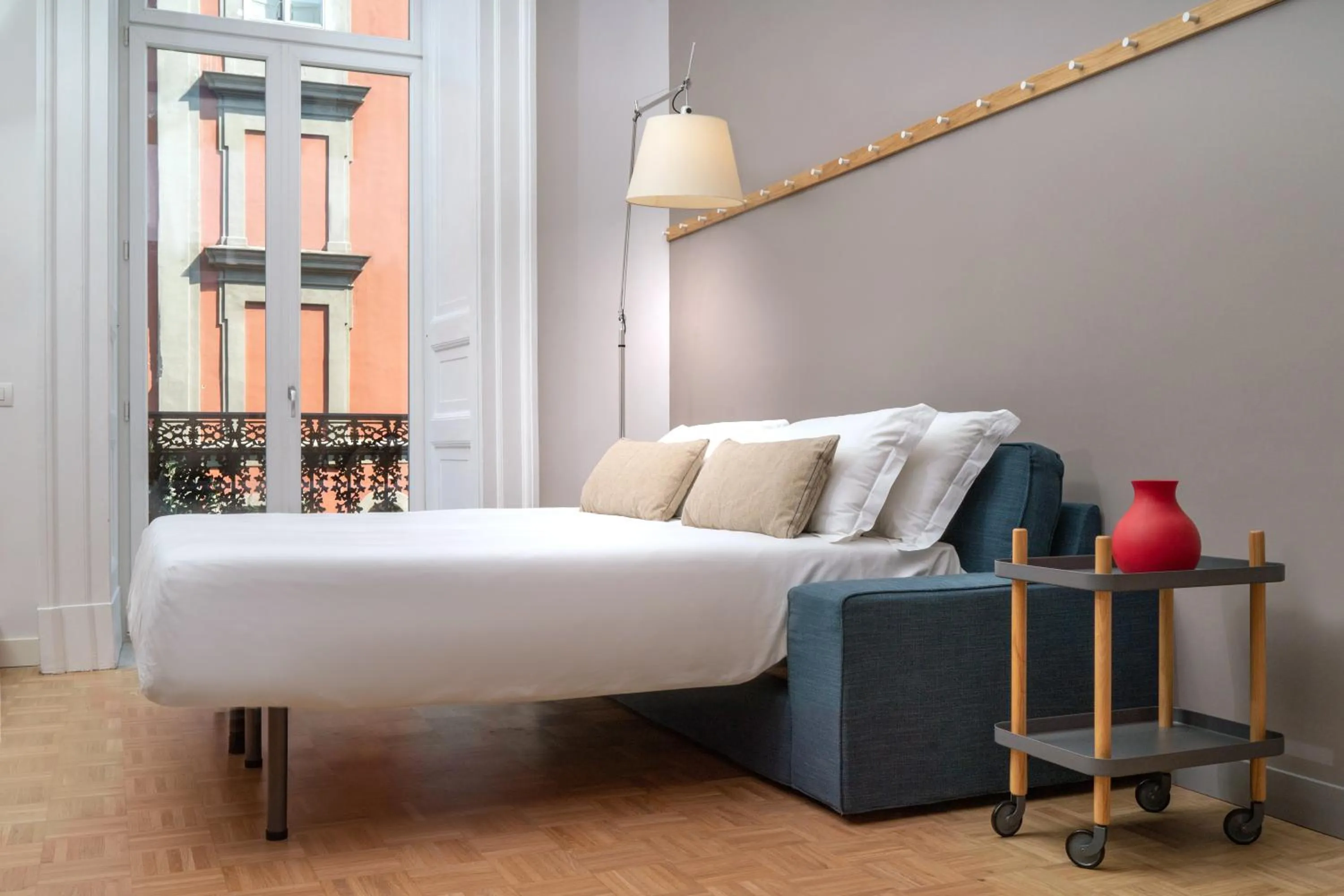 Living room, Bed in Hotel Piazza Bellini & Apartments