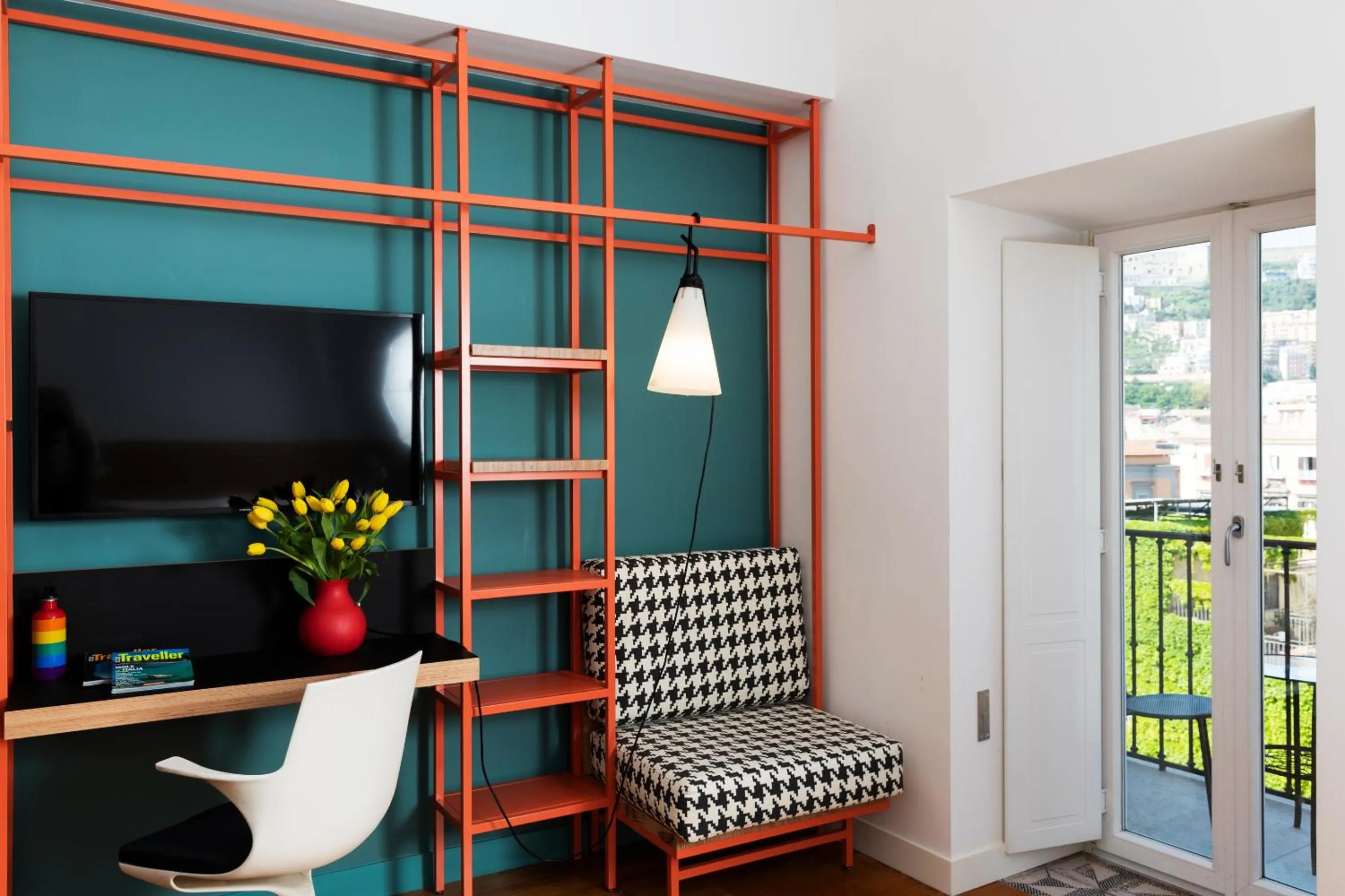 TV and multimedia in Hotel Piazza Bellini & Apartments