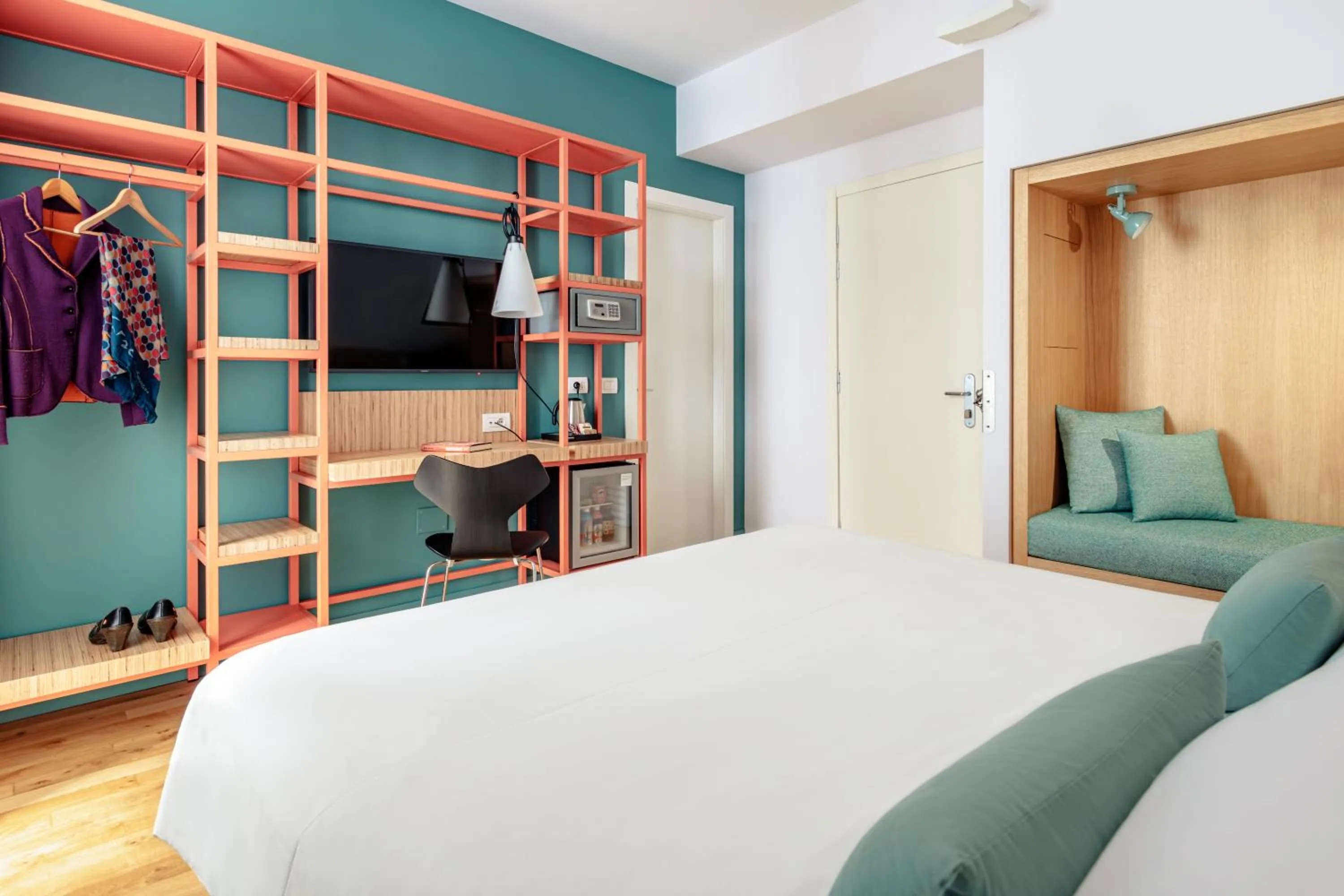 Bedroom, Bed in Hotel Piazza Bellini & Apartments