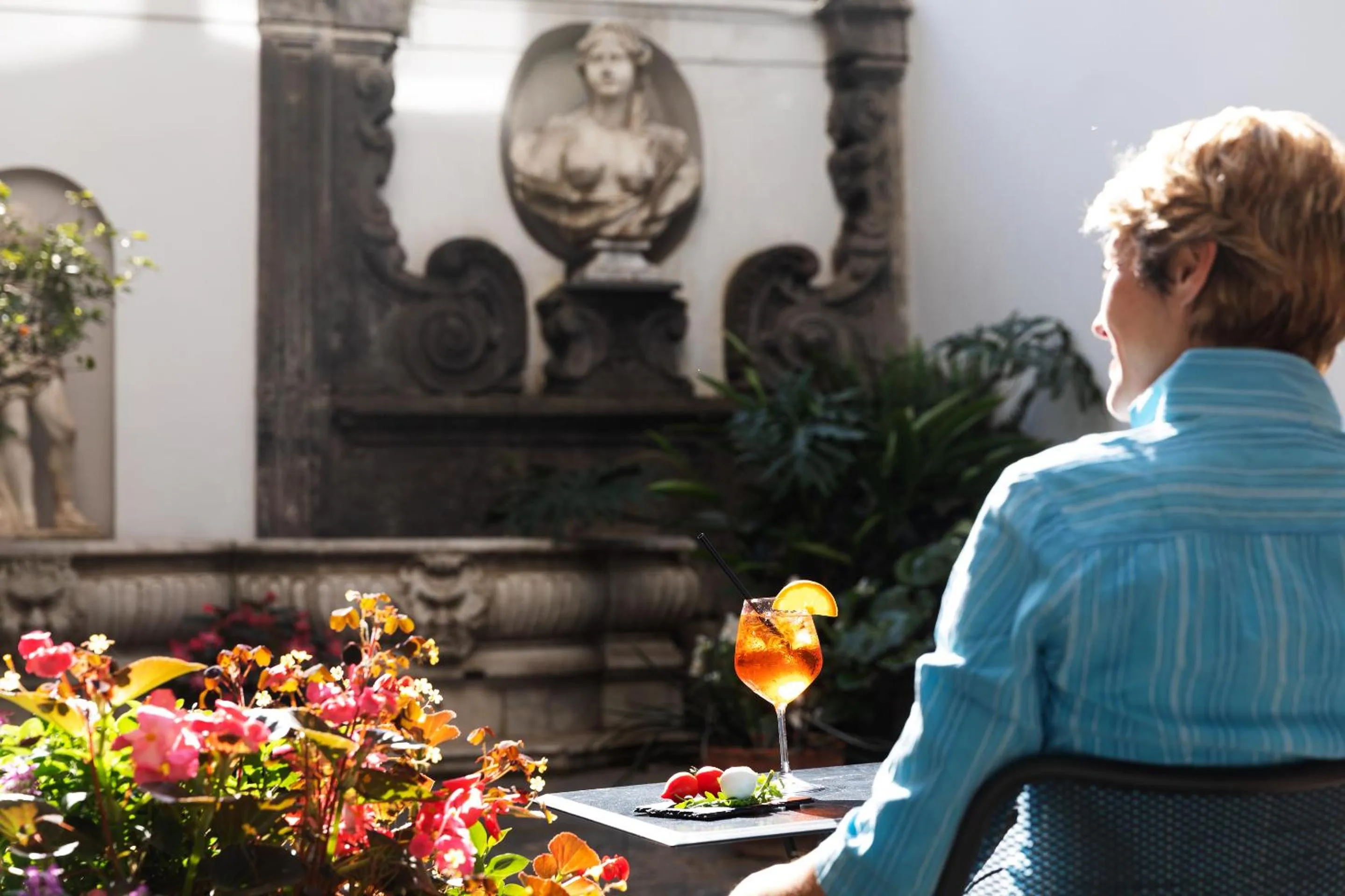 Inner courtyard view in Hotel Piazza Bellini & Apartments