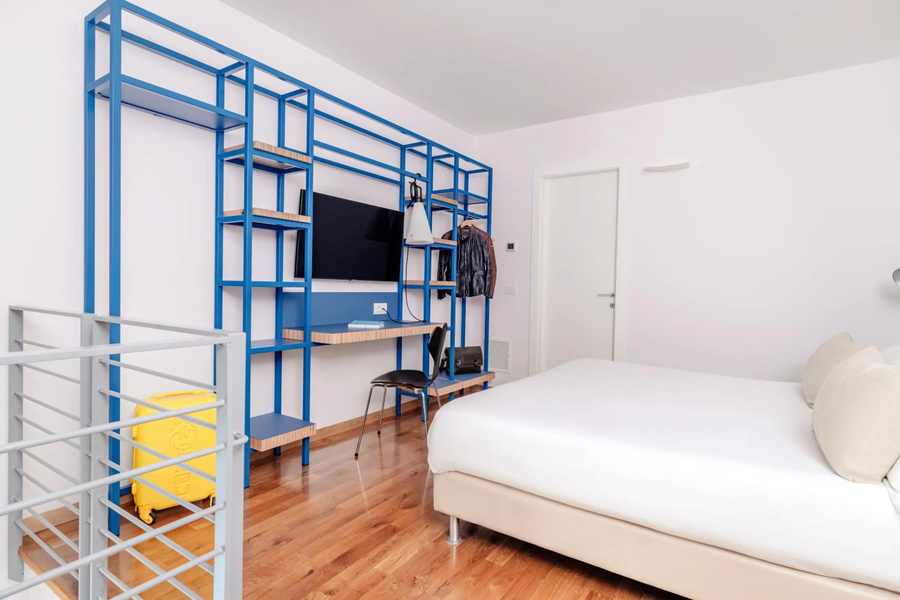 Bedroom, Bed in Hotel Piazza Bellini & Apartments