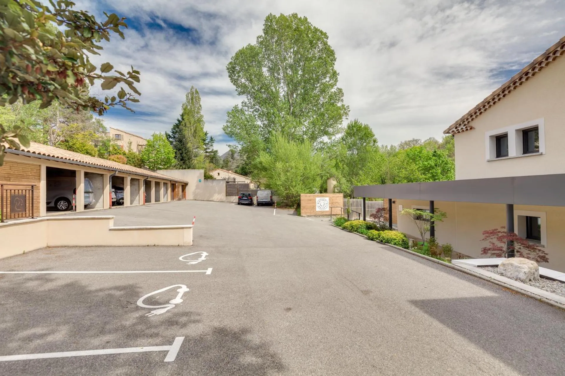 Parking in La Cachette