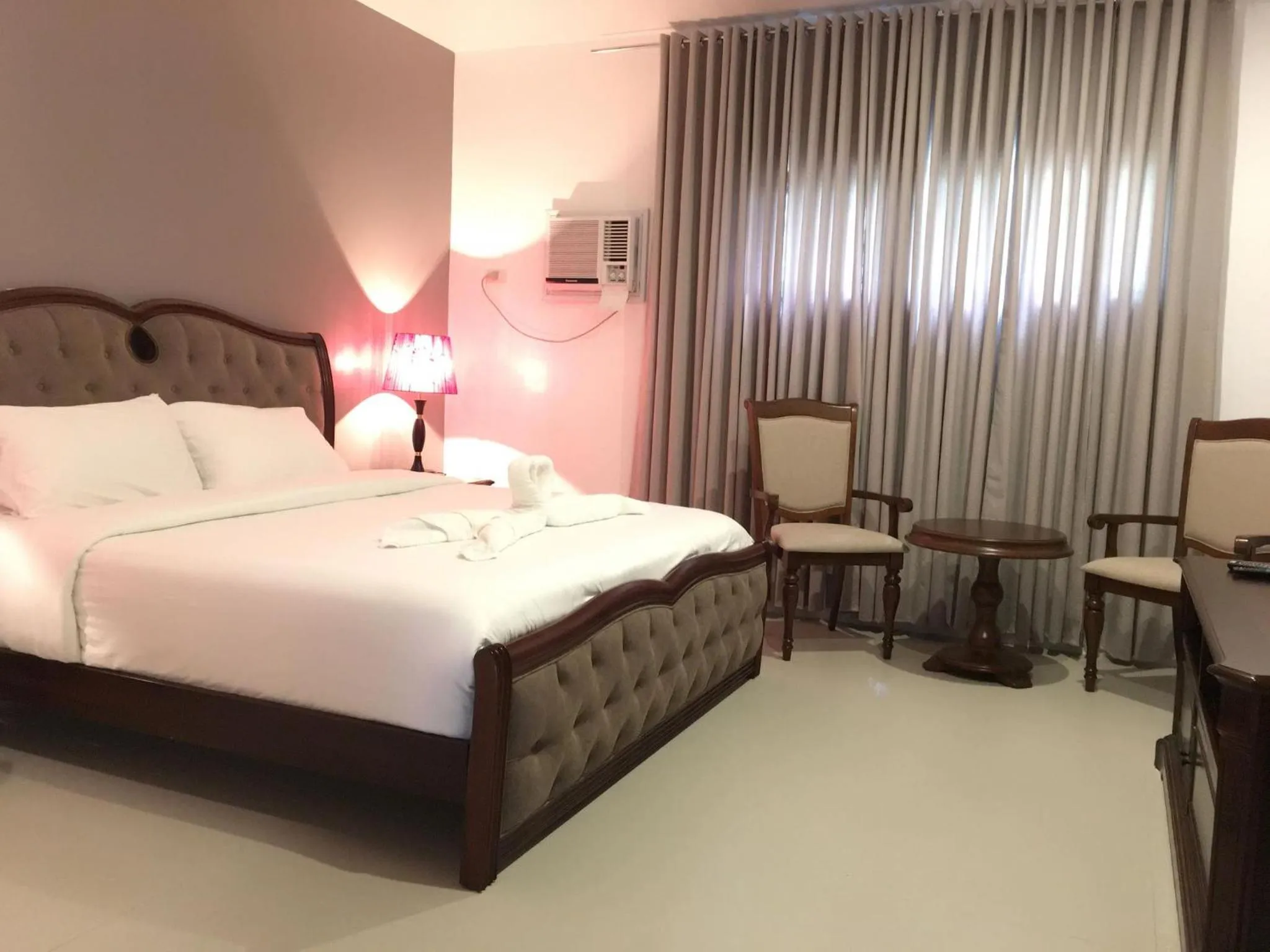 Bedroom, Bed in Calape Forest Resort