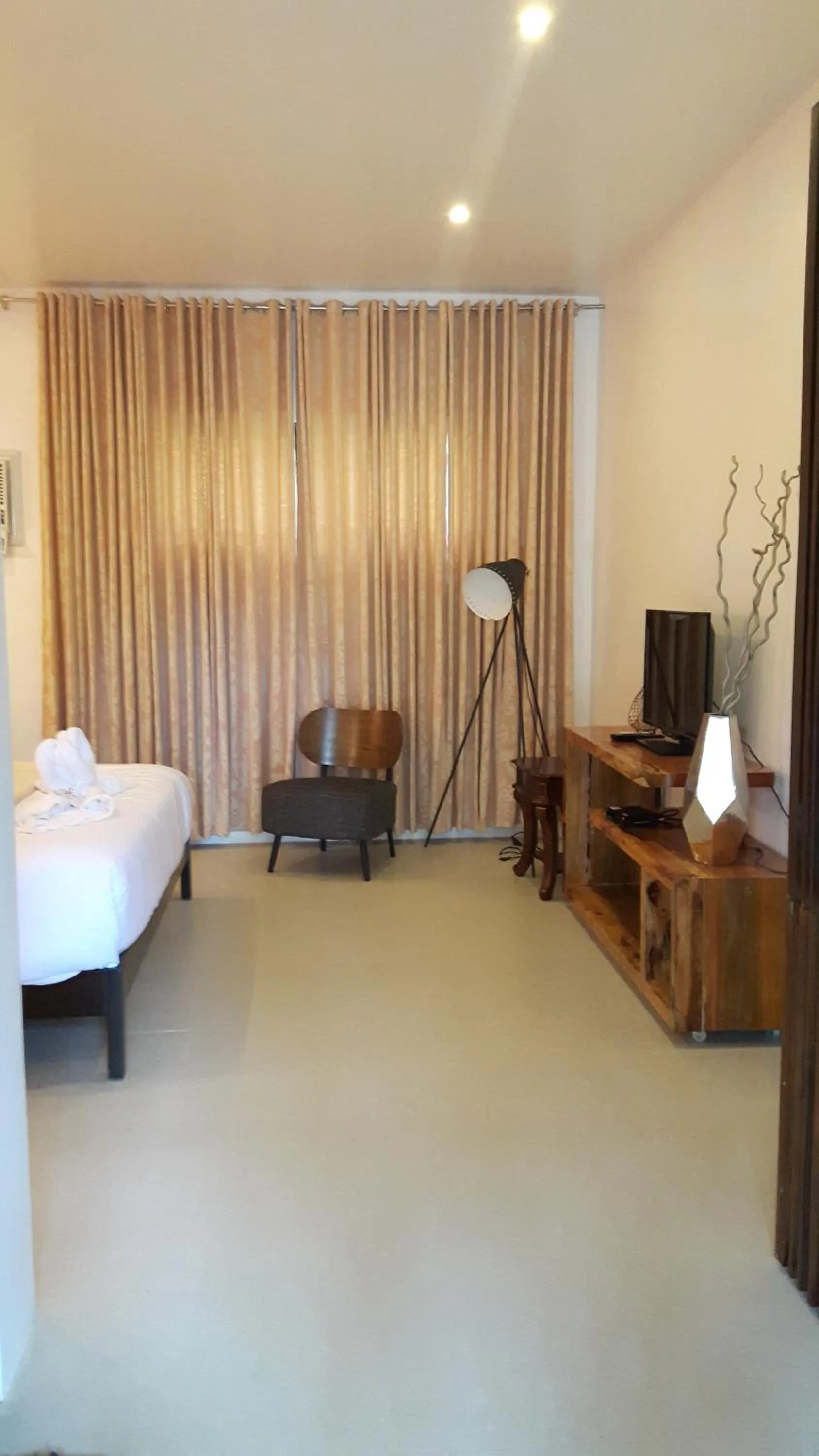 Bedroom, Bed in Calape Forest Resort